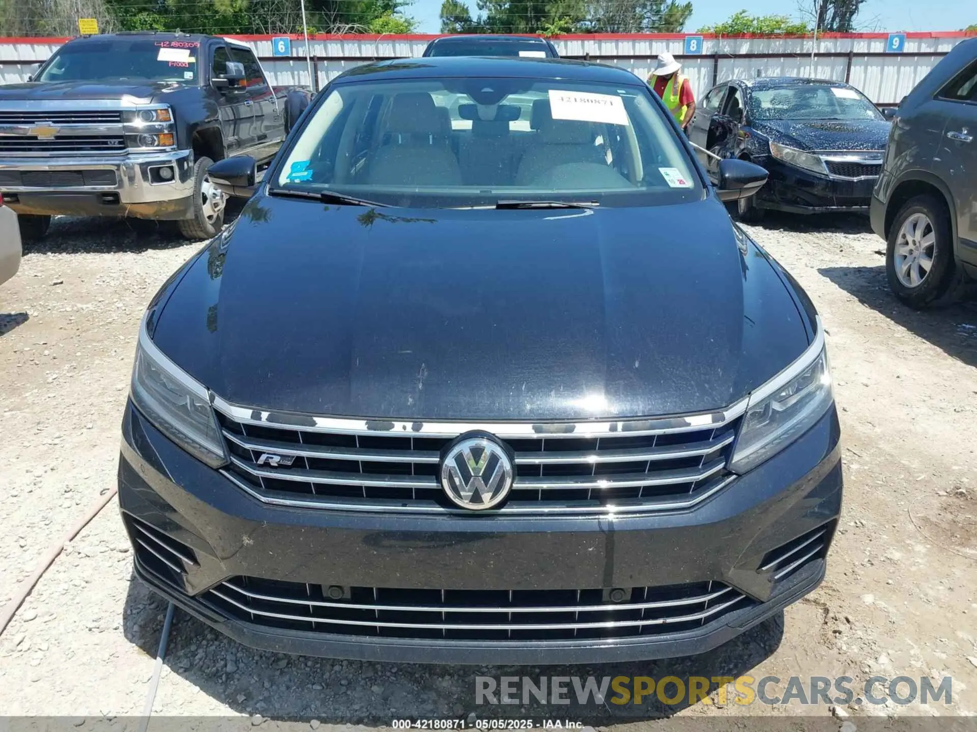 12 Photograph of a damaged car 1VWMA7A33KC009628 VOLKSWAGEN PASSAT 2019