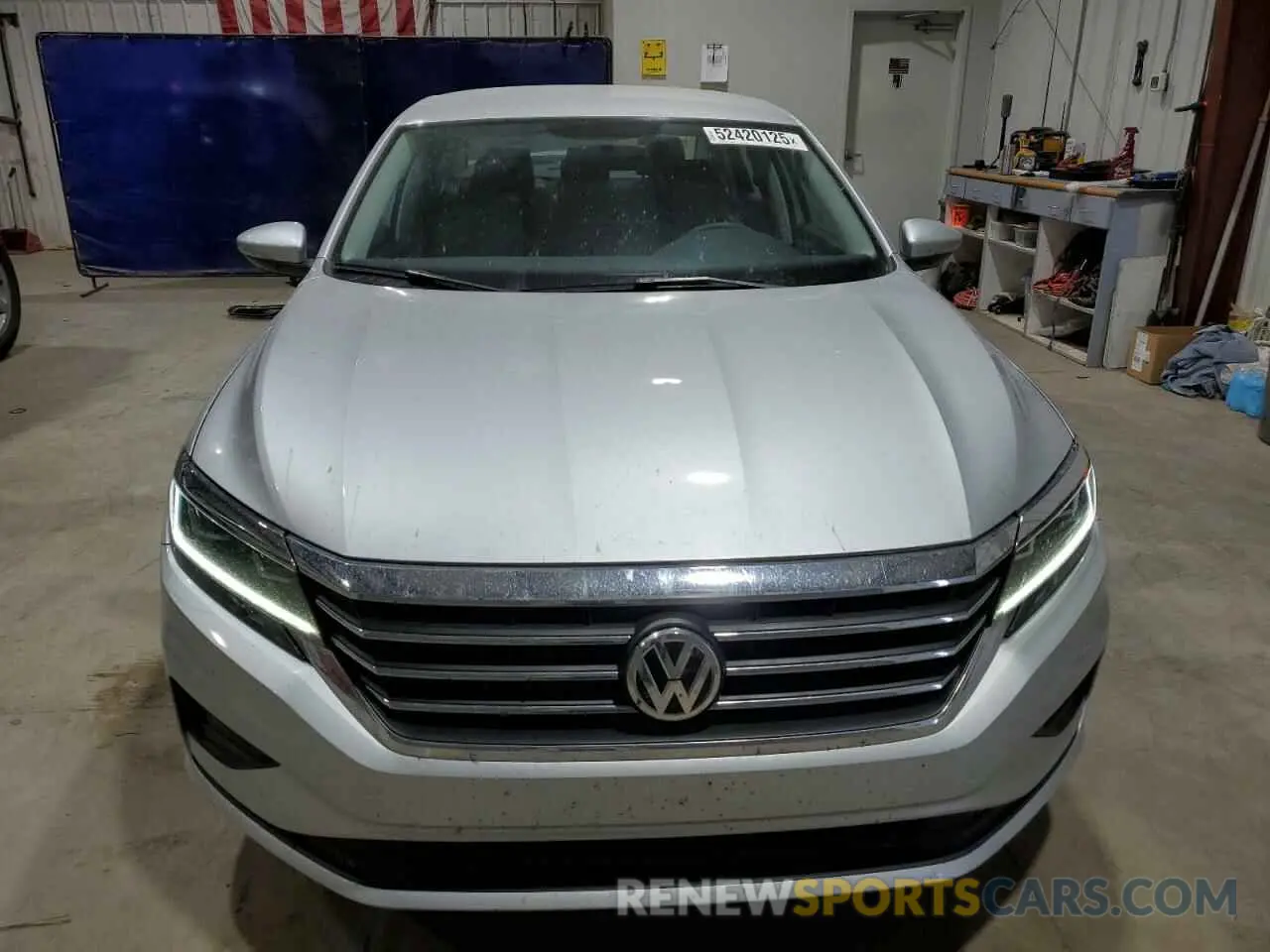 5 Photograph of a damaged car 1VWAA7A30LC016654 VOLKSWAGEN PASSAT 2020
