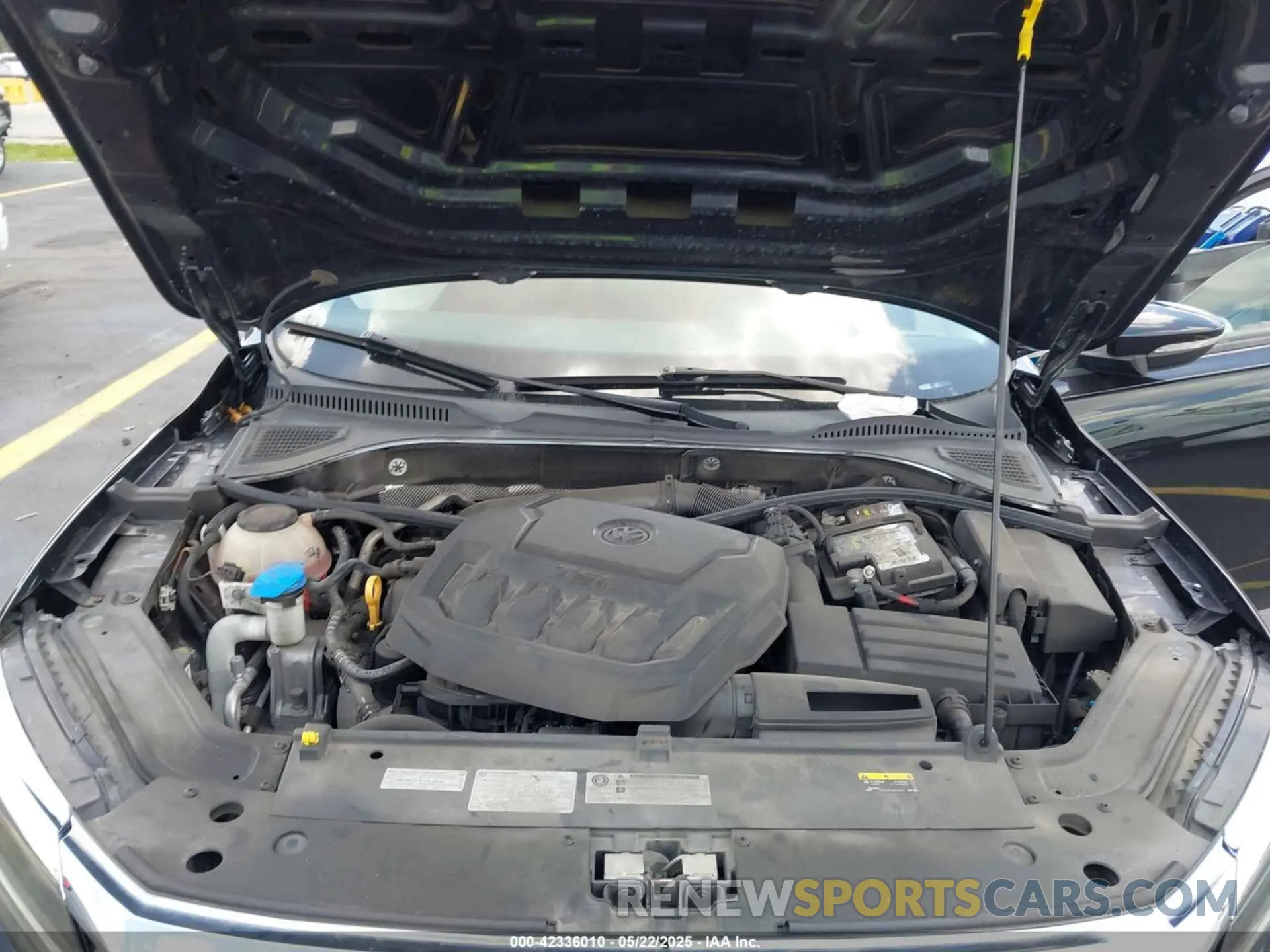 10 Photograph of a damaged car 1VWAA7A31LC013309 VOLKSWAGEN PASSAT 2020