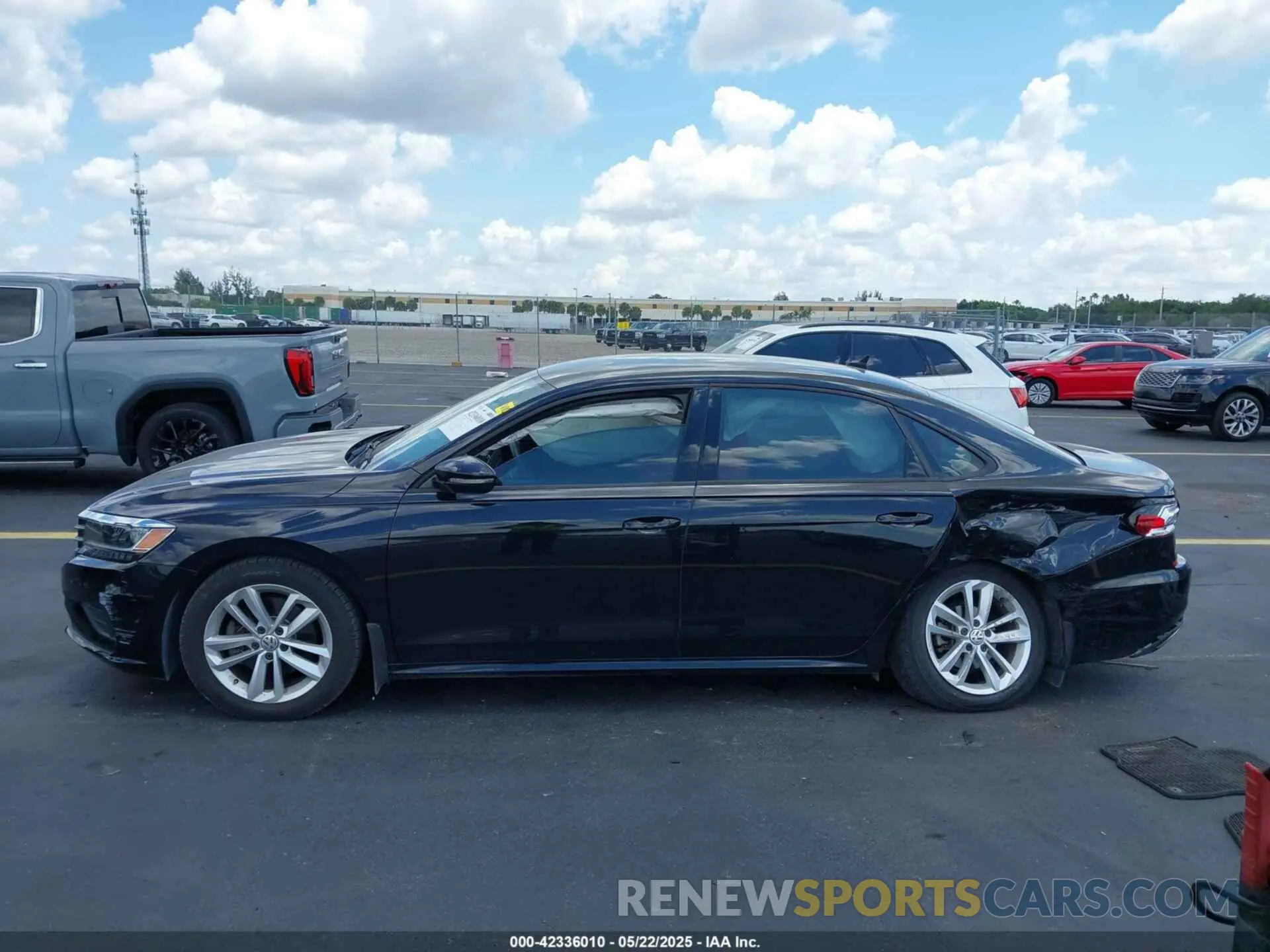 14 Photograph of a damaged car 1VWAA7A31LC013309 VOLKSWAGEN PASSAT 2020