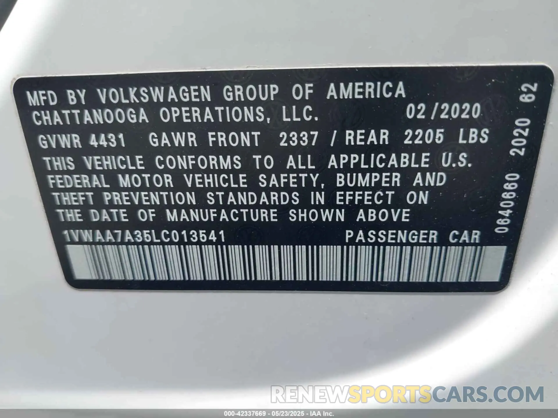 9 Photograph of a damaged car 1VWAA7A35LC013541 VOLKSWAGEN PASSAT 2020
