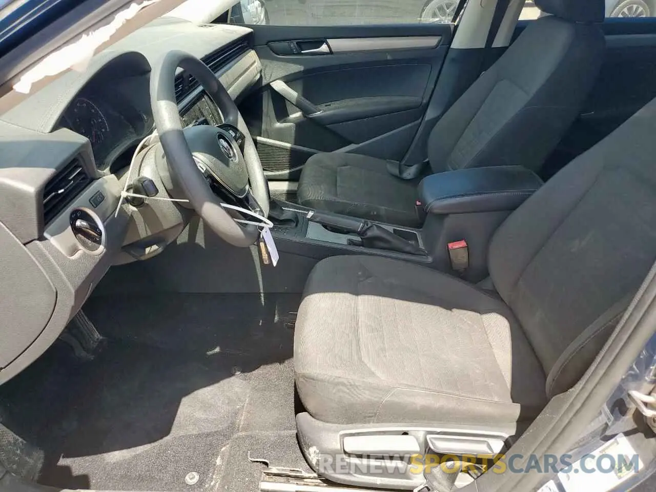 7 Photograph of a damaged car 1VWAA7A36LC012981 VOLKSWAGEN PASSAT 2020