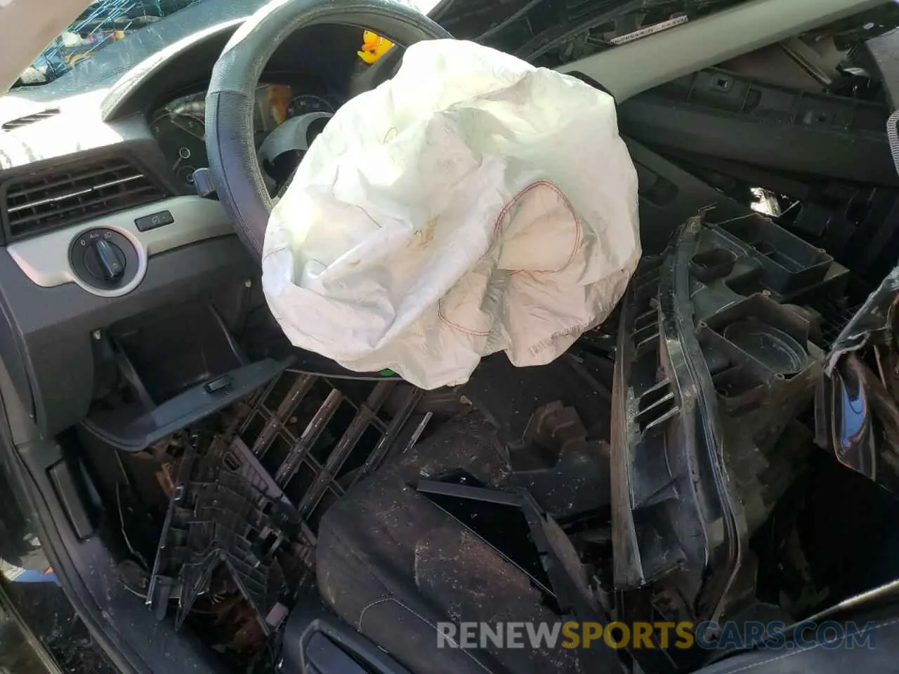 8 Photograph of a damaged car 1VWAA7A39LC020945 VOLKSWAGEN PASSAT 2020