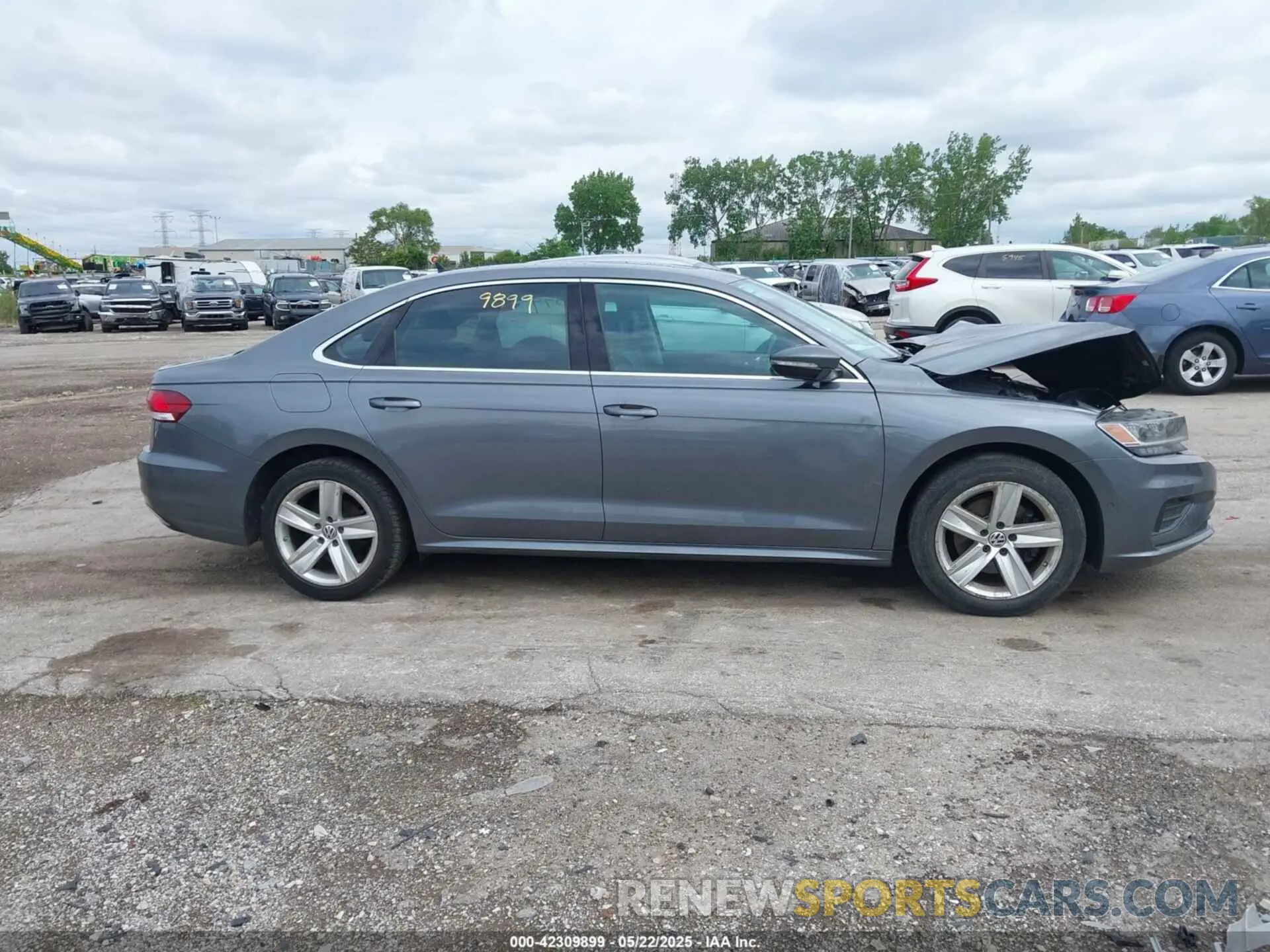 14 Photograph of a damaged car 1VWCA7A31LC016770 VOLKSWAGEN PASSAT 2020
