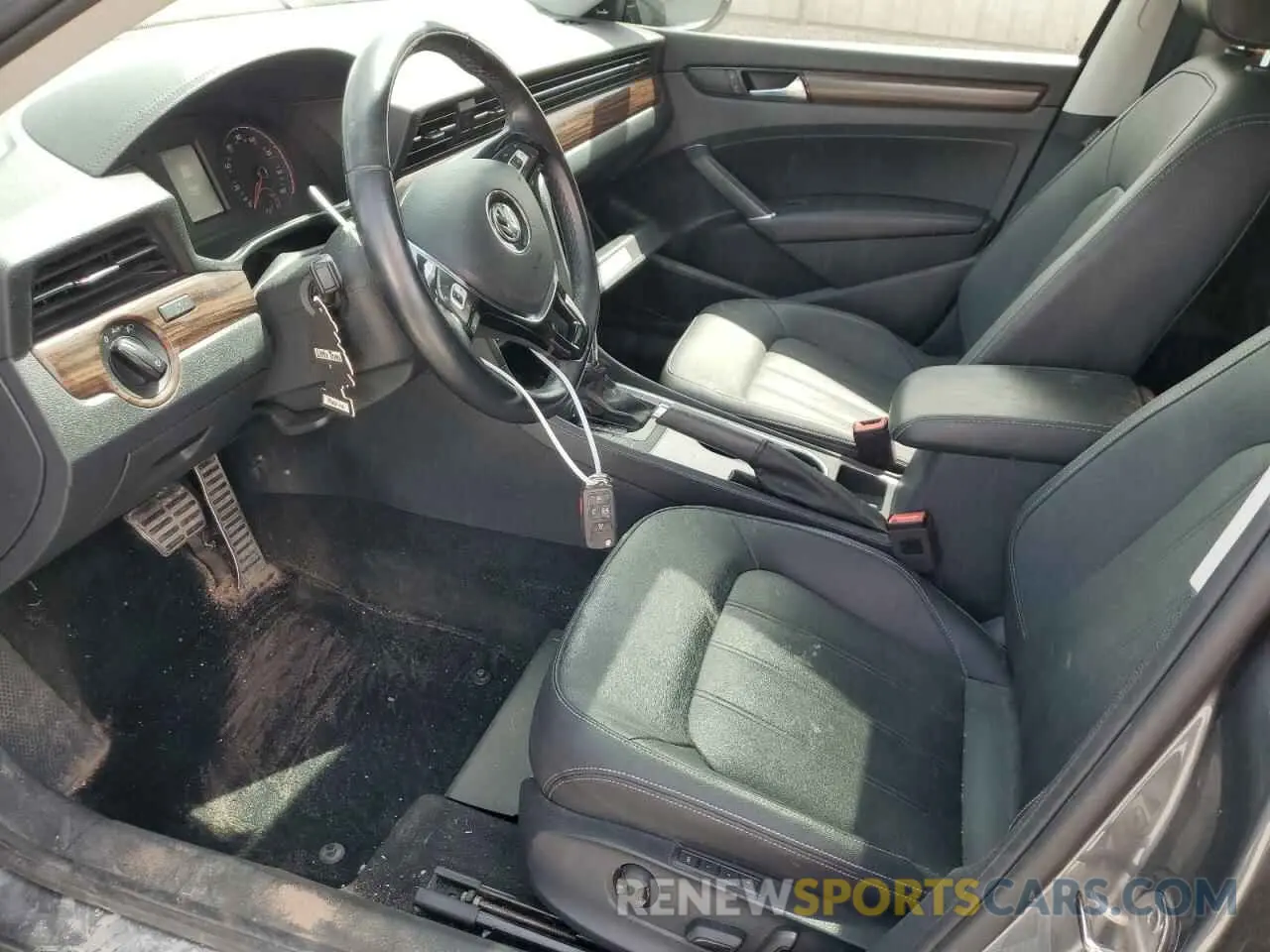 7 Photograph of a damaged car 1VWCA7A33LC013708 VOLKSWAGEN PASSAT 2020