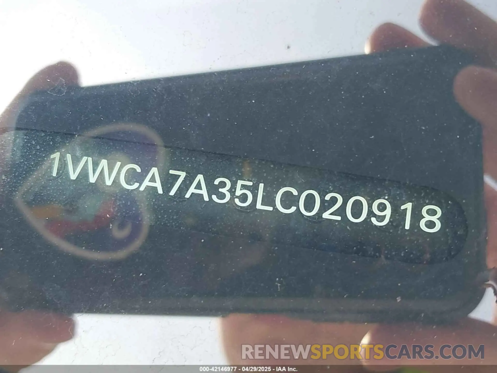 9 Photograph of a damaged car 1VWCA7A35LC020918 VOLKSWAGEN PASSAT 2020