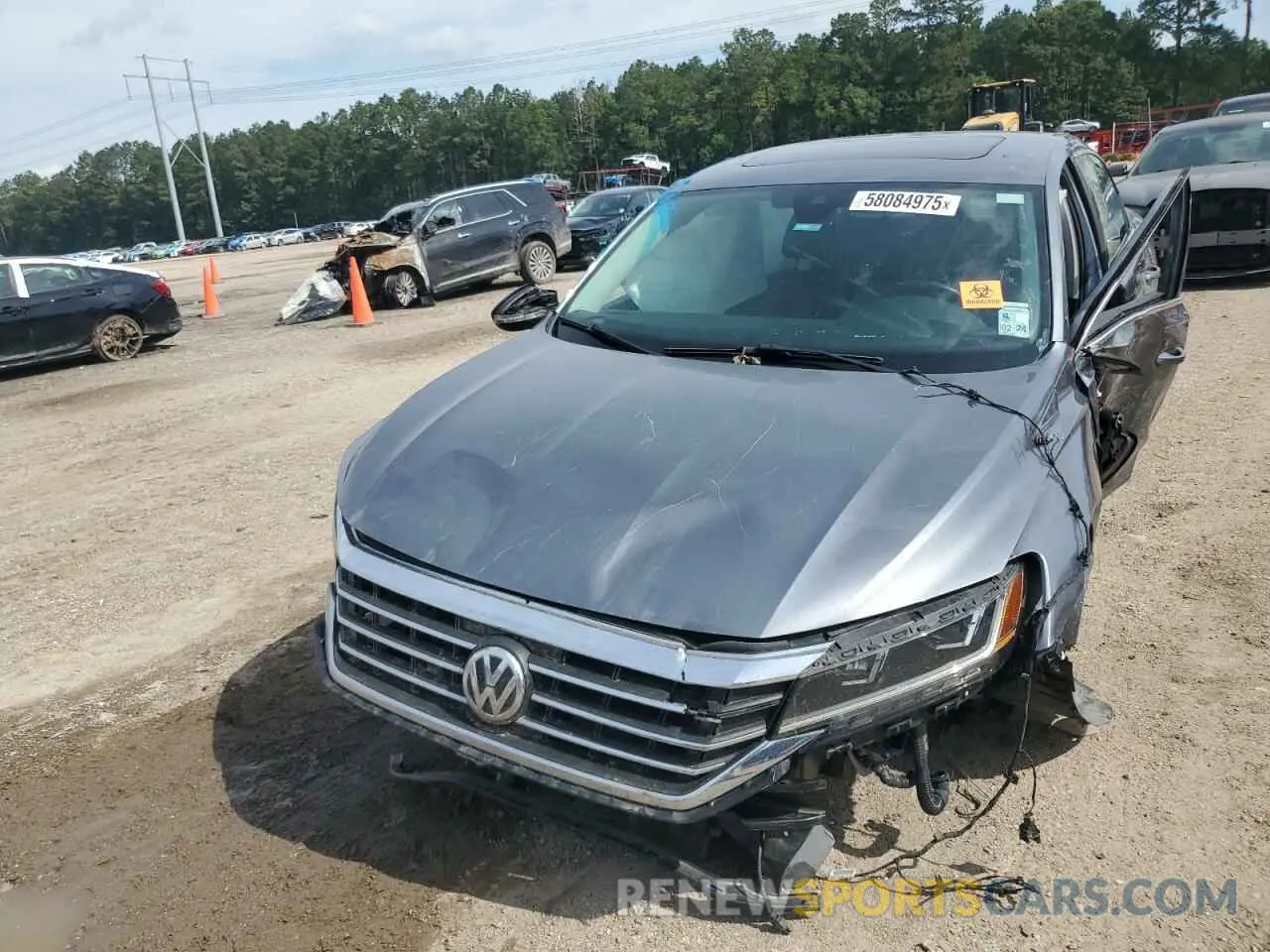 5 Photograph of a damaged car 1VWCA7A39LC005600 VOLKSWAGEN PASSAT 2020