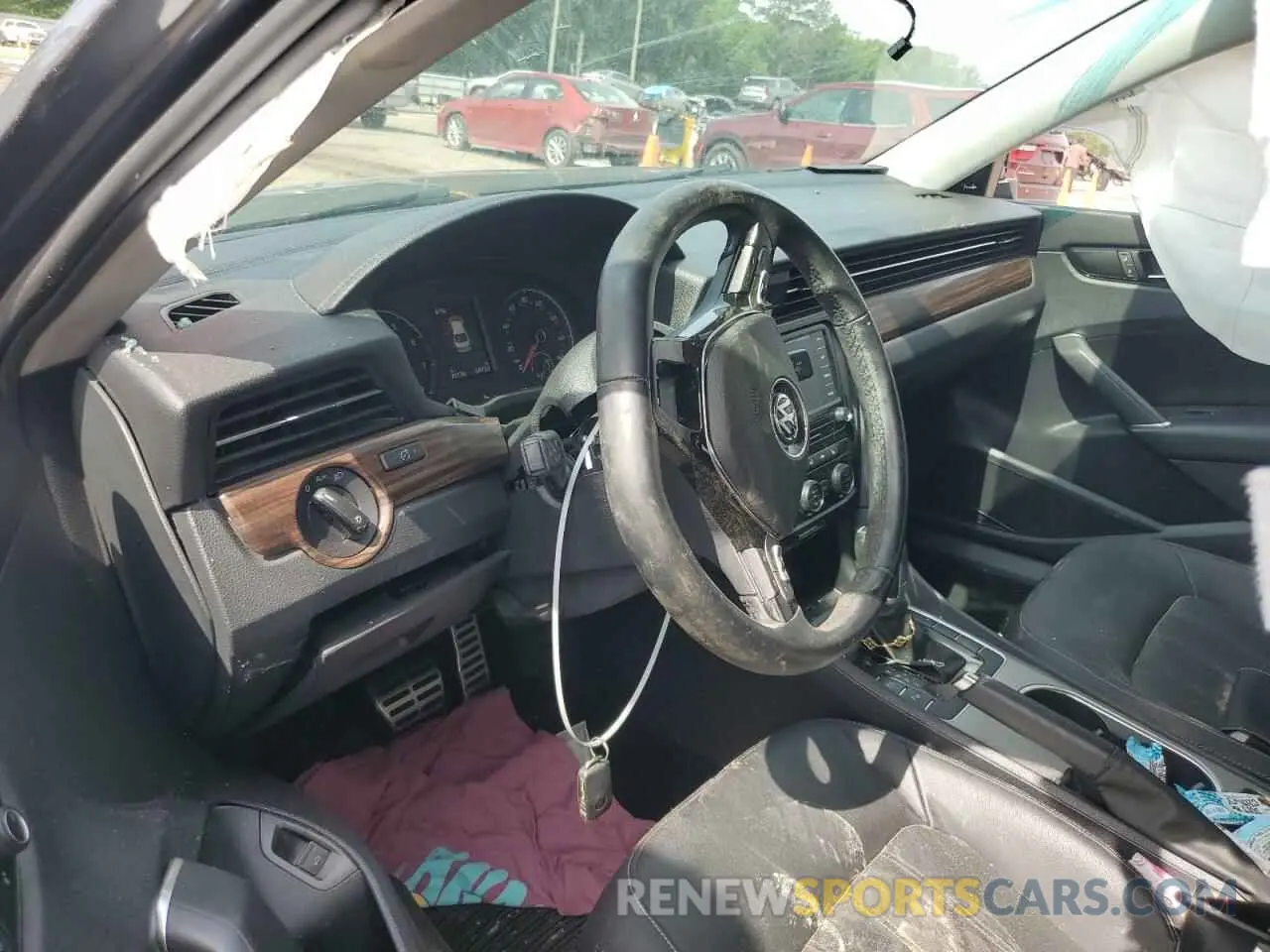 8 Photograph of a damaged car 1VWCA7A39LC005600 VOLKSWAGEN PASSAT 2020