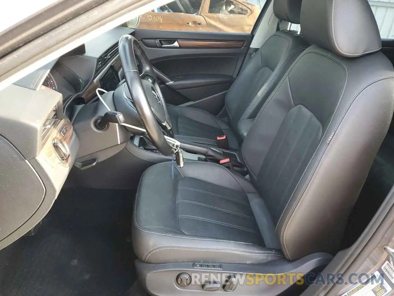 7 Photograph of a damaged car 1VWCA7A39LC015267 VOLKSWAGEN PASSAT 2020