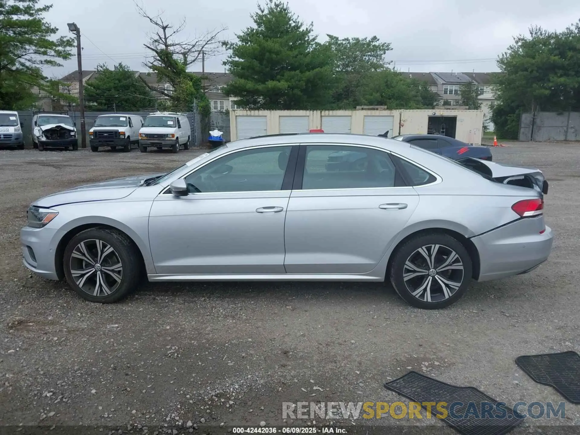 13 Photograph of a damaged car 1VWCA7A39LC020100 VOLKSWAGEN PASSAT 2020