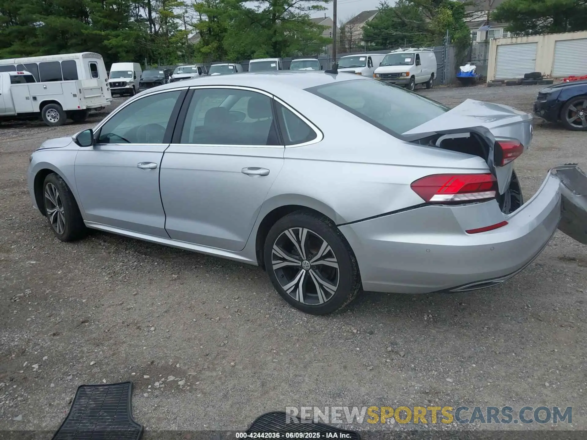 3 Photograph of a damaged car 1VWCA7A39LC020100 VOLKSWAGEN PASSAT 2020