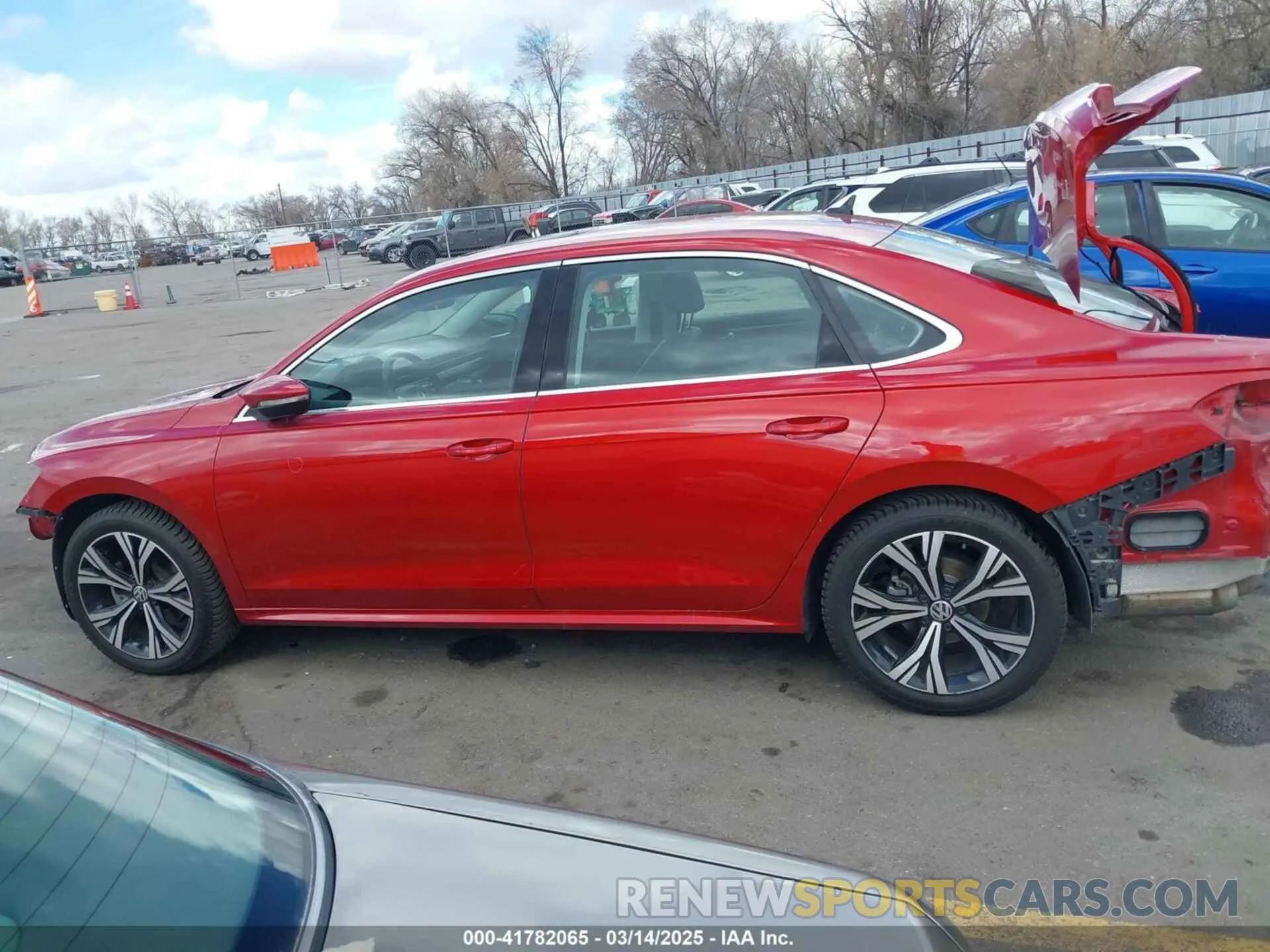 15 Photograph of a damaged car 1VWCA7A3XLC024205 VOLKSWAGEN PASSAT 2020
