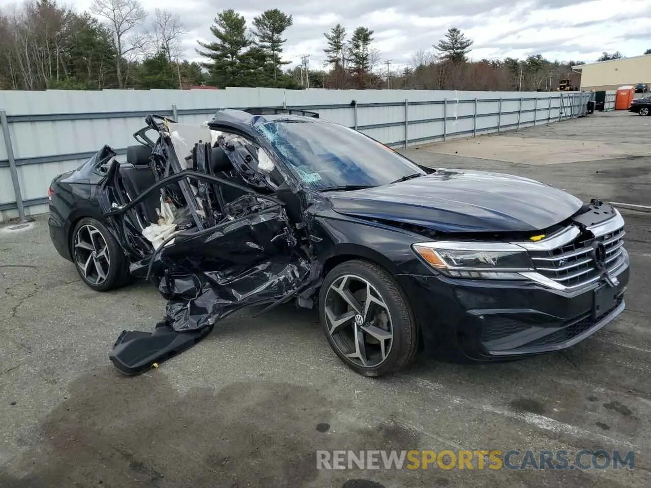 4 Photograph of a damaged car 1VWMA7A30LC024296 VOLKSWAGEN PASSAT 2020