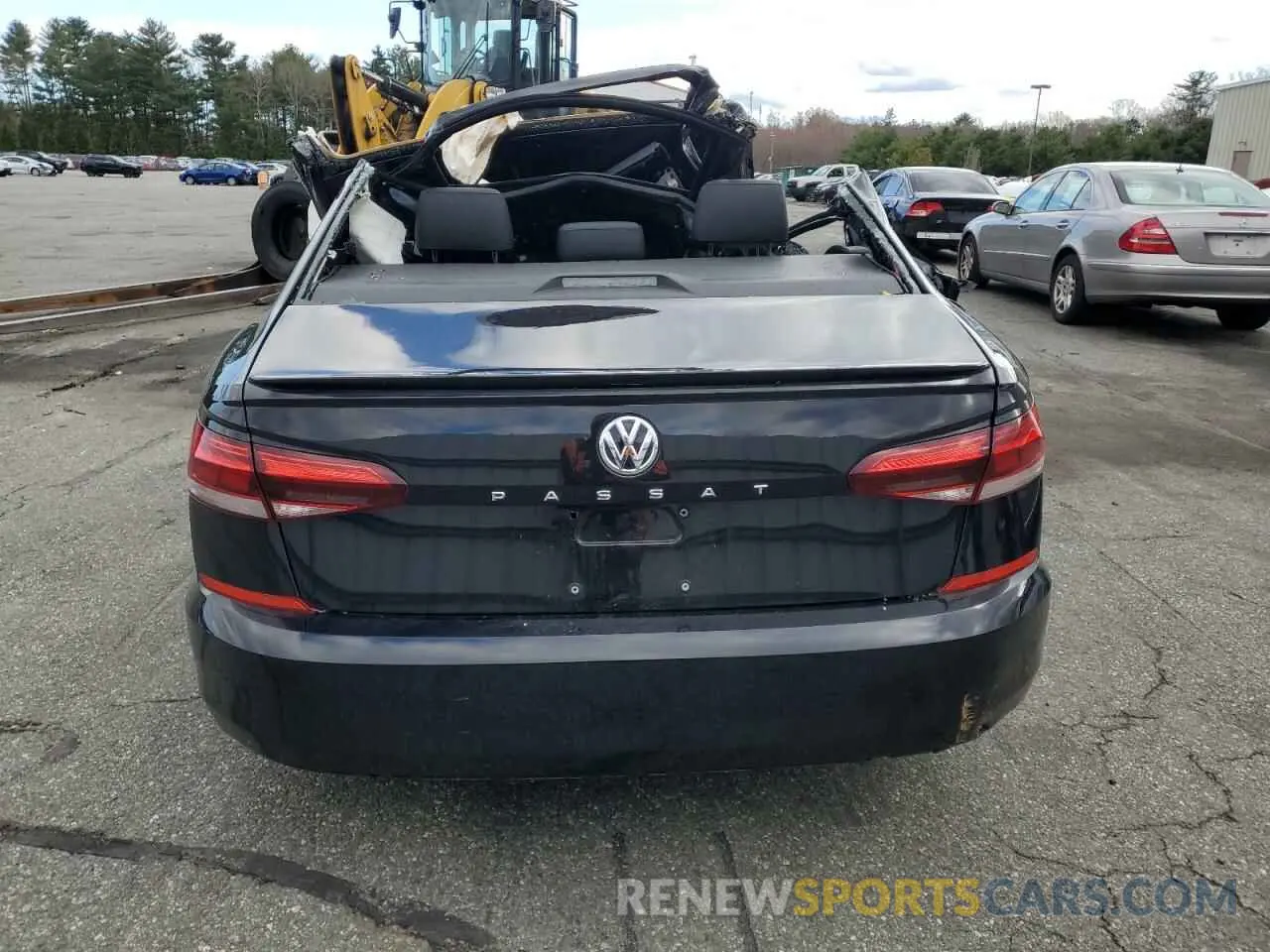6 Photograph of a damaged car 1VWMA7A30LC024296 VOLKSWAGEN PASSAT 2020