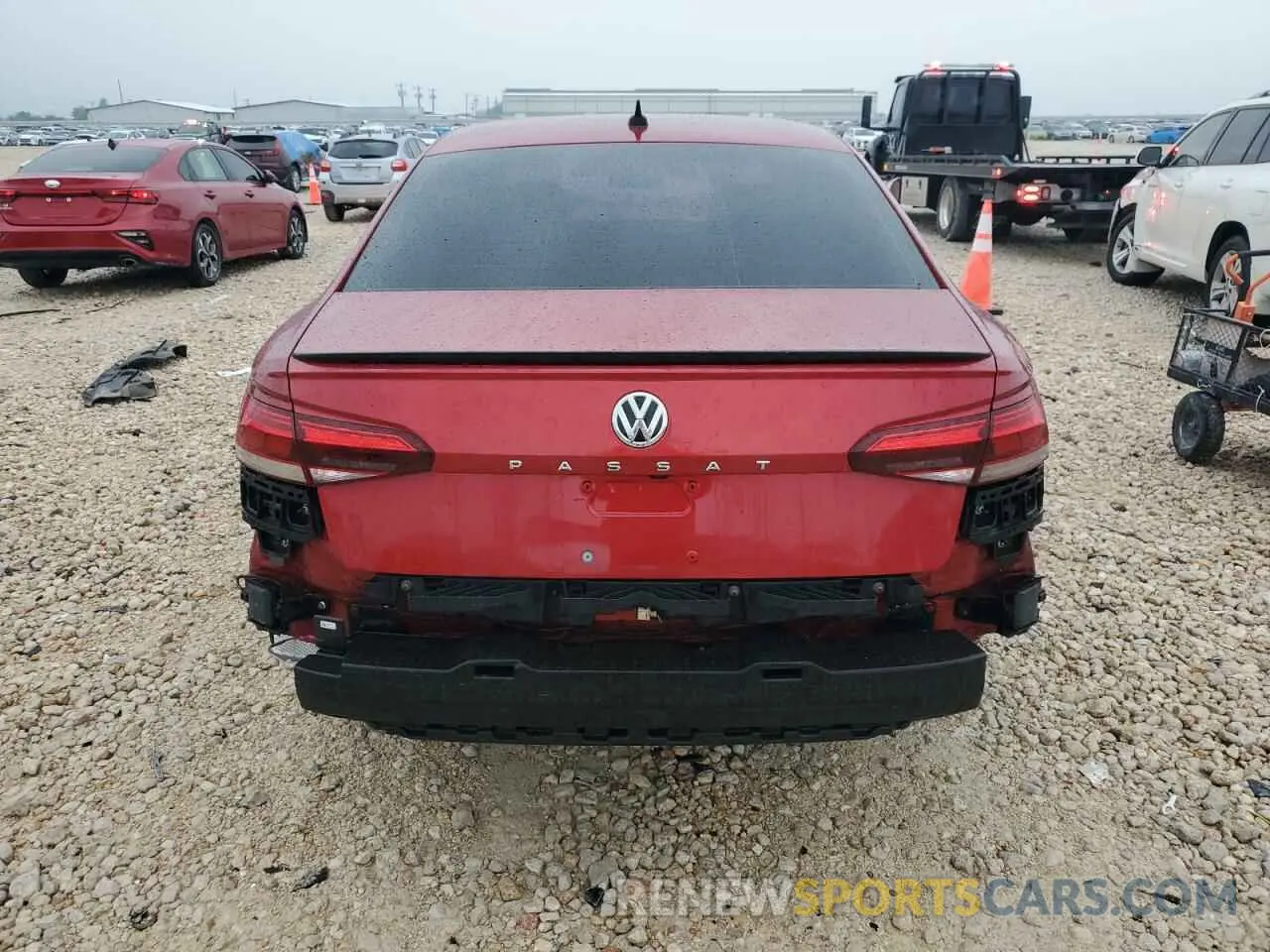 6 Photograph of a damaged car 1VWMA7A31LC011573 VOLKSWAGEN PASSAT 2020