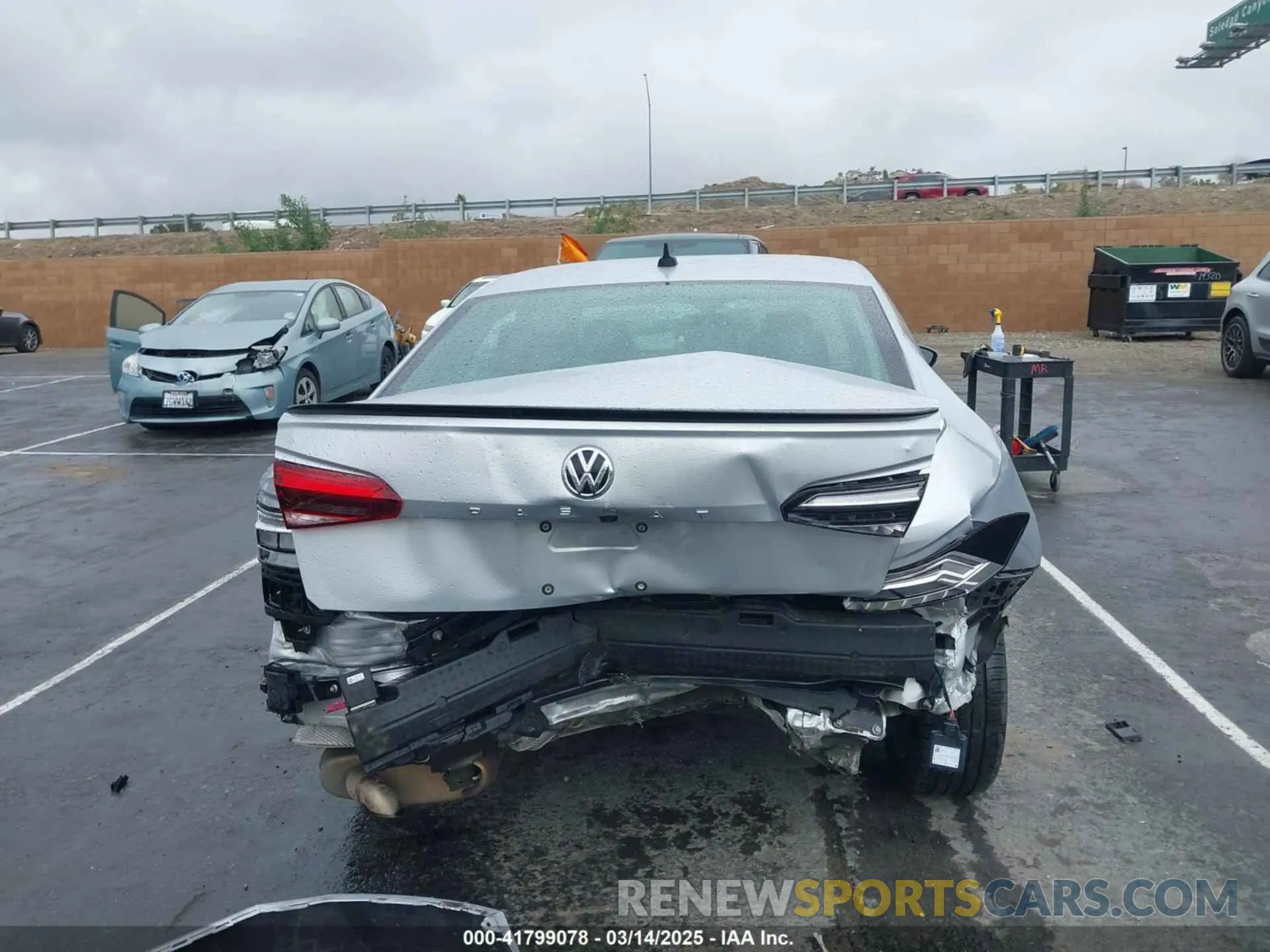 16 Photograph of a damaged car 1VWMA7A31LC014540 VOLKSWAGEN PASSAT 2020