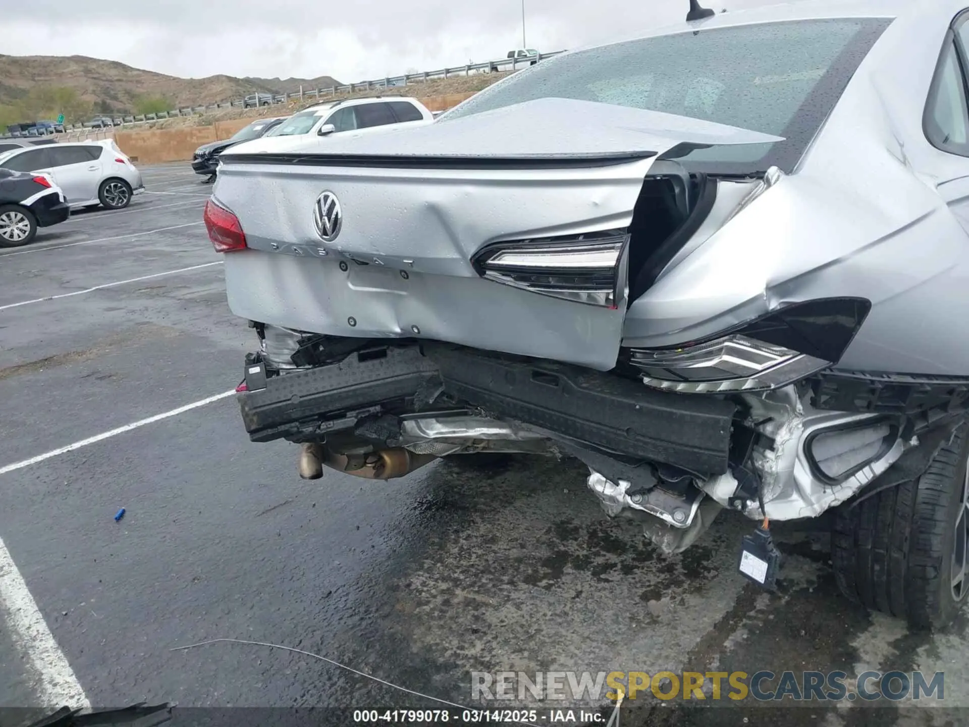 6 Photograph of a damaged car 1VWMA7A31LC014540 VOLKSWAGEN PASSAT 2020