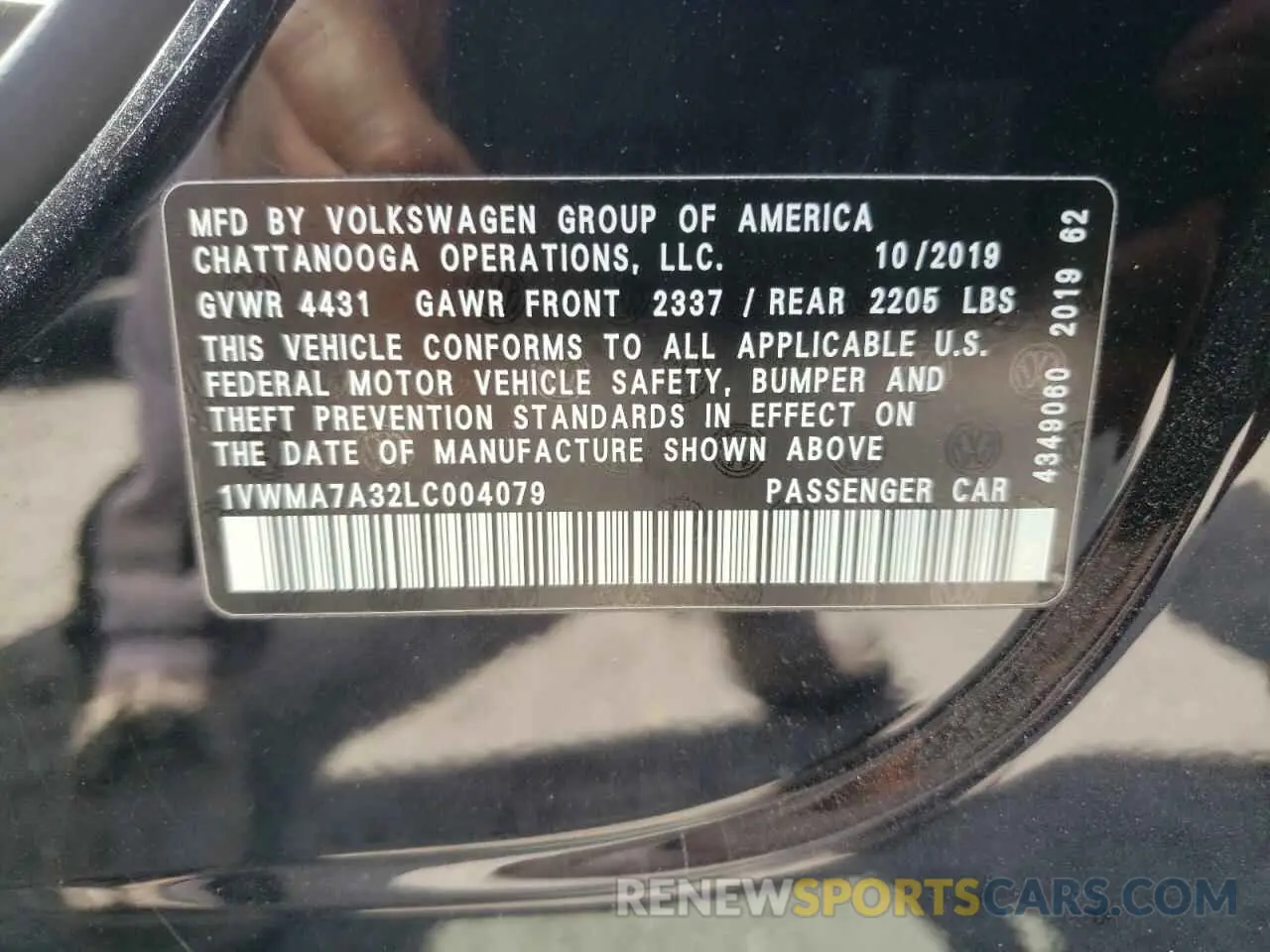 12 Photograph of a damaged car 1VWMA7A32LC004079 VOLKSWAGEN PASSAT 2020