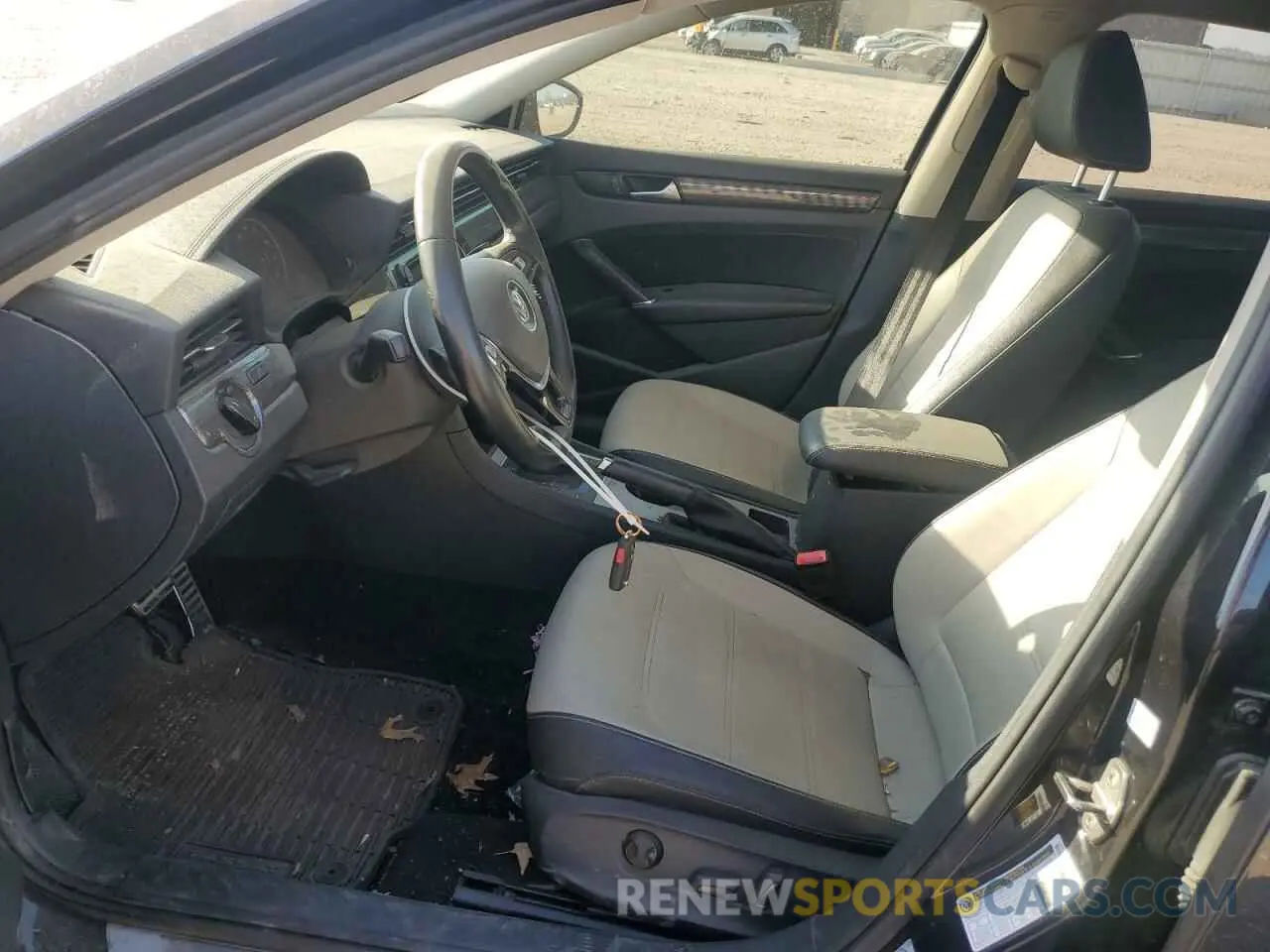 7 Photograph of a damaged car 1VWMA7A34LC010336 VOLKSWAGEN PASSAT 2020