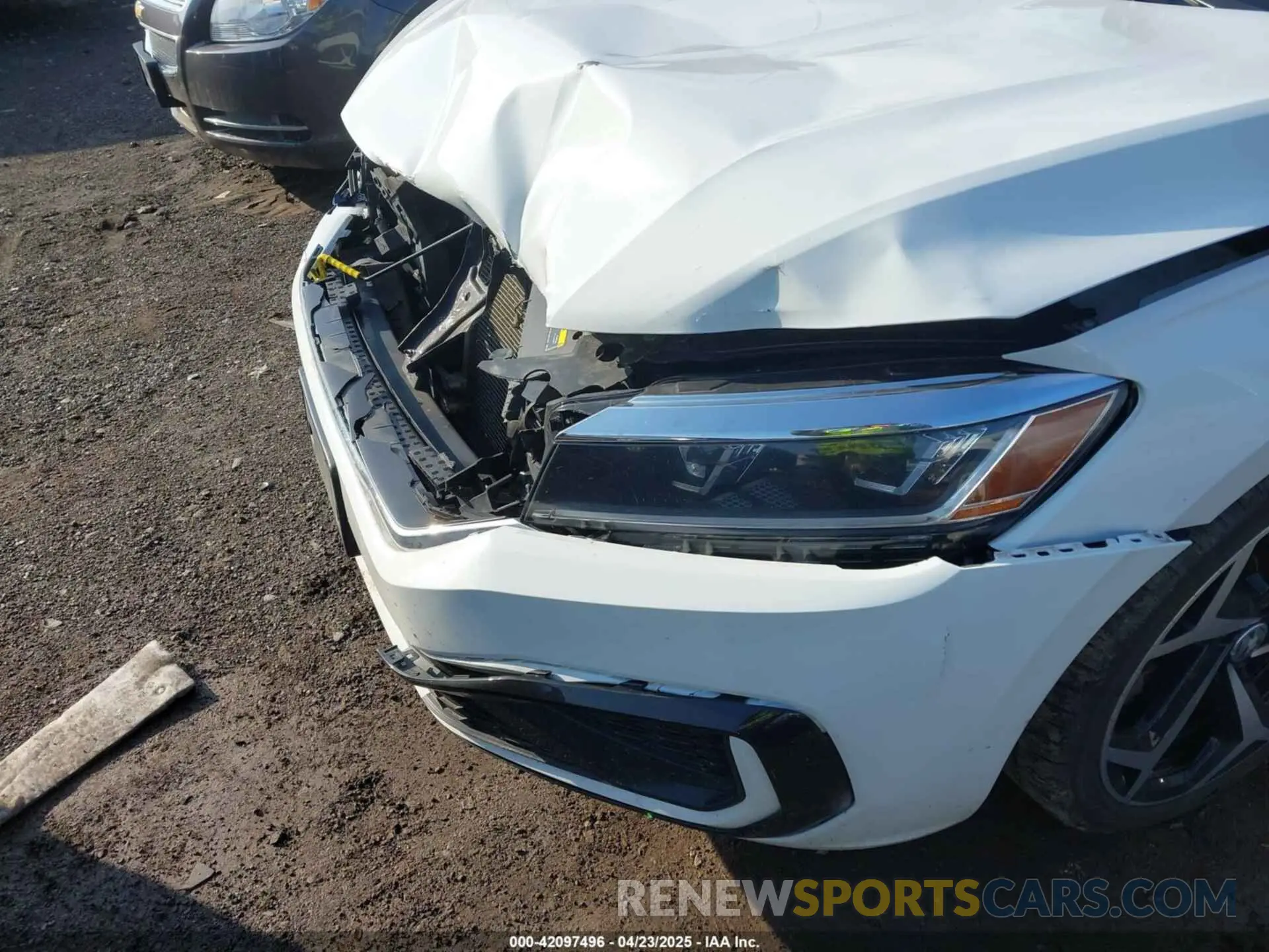 6 Photograph of a damaged car 1VWMA7A34LC020624 VOLKSWAGEN PASSAT 2020