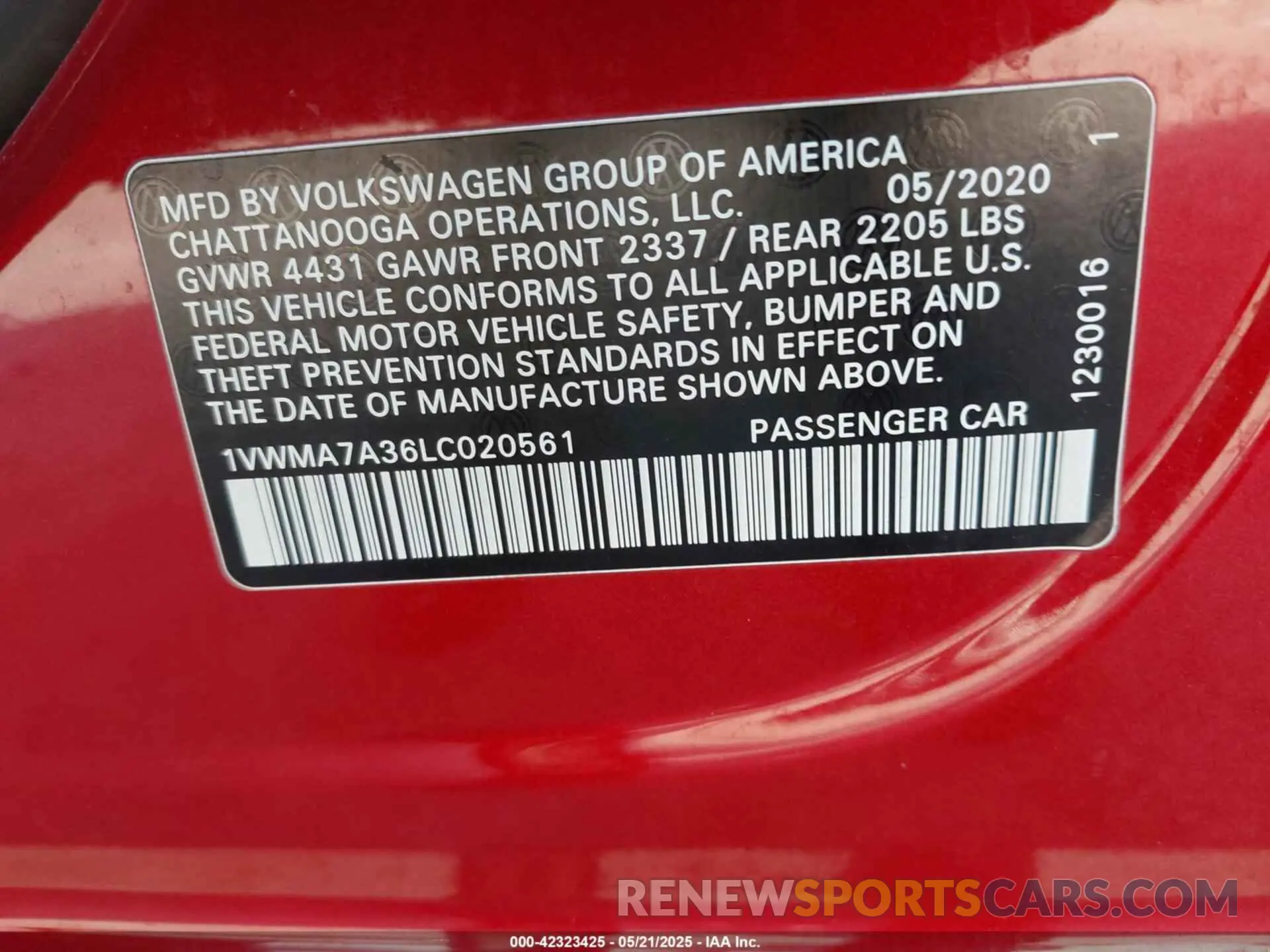 9 Photograph of a damaged car 1VWMA7A36LC020561 VOLKSWAGEN PASSAT 2020