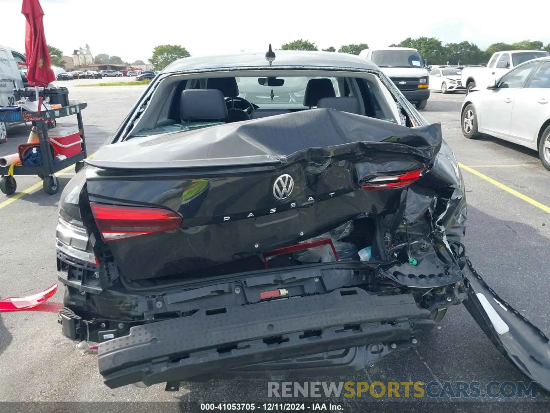 16 Photograph of a damaged car 1VWMA7A37LC020875 VOLKSWAGEN PASSAT 2020