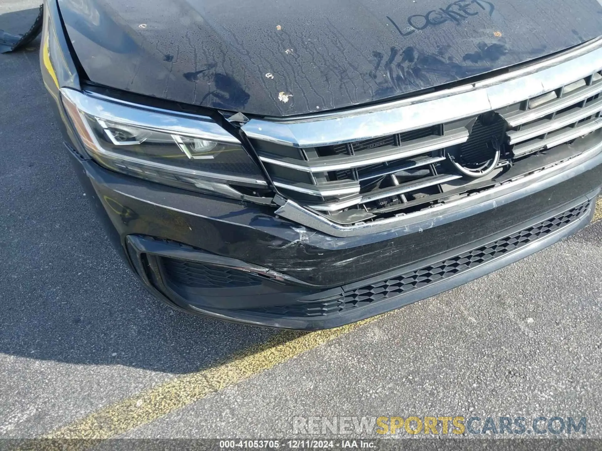 17 Photograph of a damaged car 1VWMA7A37LC020875 VOLKSWAGEN PASSAT 2020