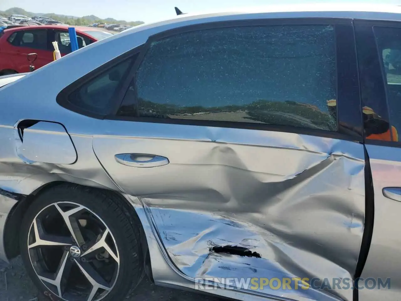 10 Photograph of a damaged car 1VWMA7A39LC001826 VOLKSWAGEN PASSAT 2020