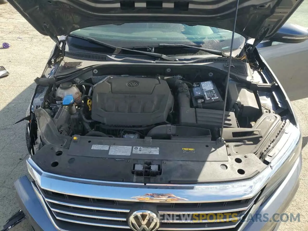 13 Photograph of a damaged car 1VWSA7A30LC006520 VOLKSWAGEN PASSAT 2020