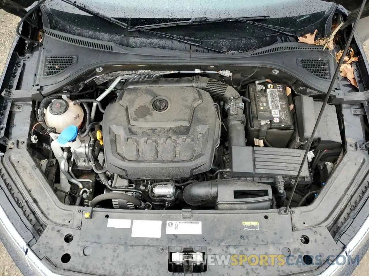 11 Photograph of a damaged car 1VWSA7A30LC016125 VOLKSWAGEN PASSAT 2020