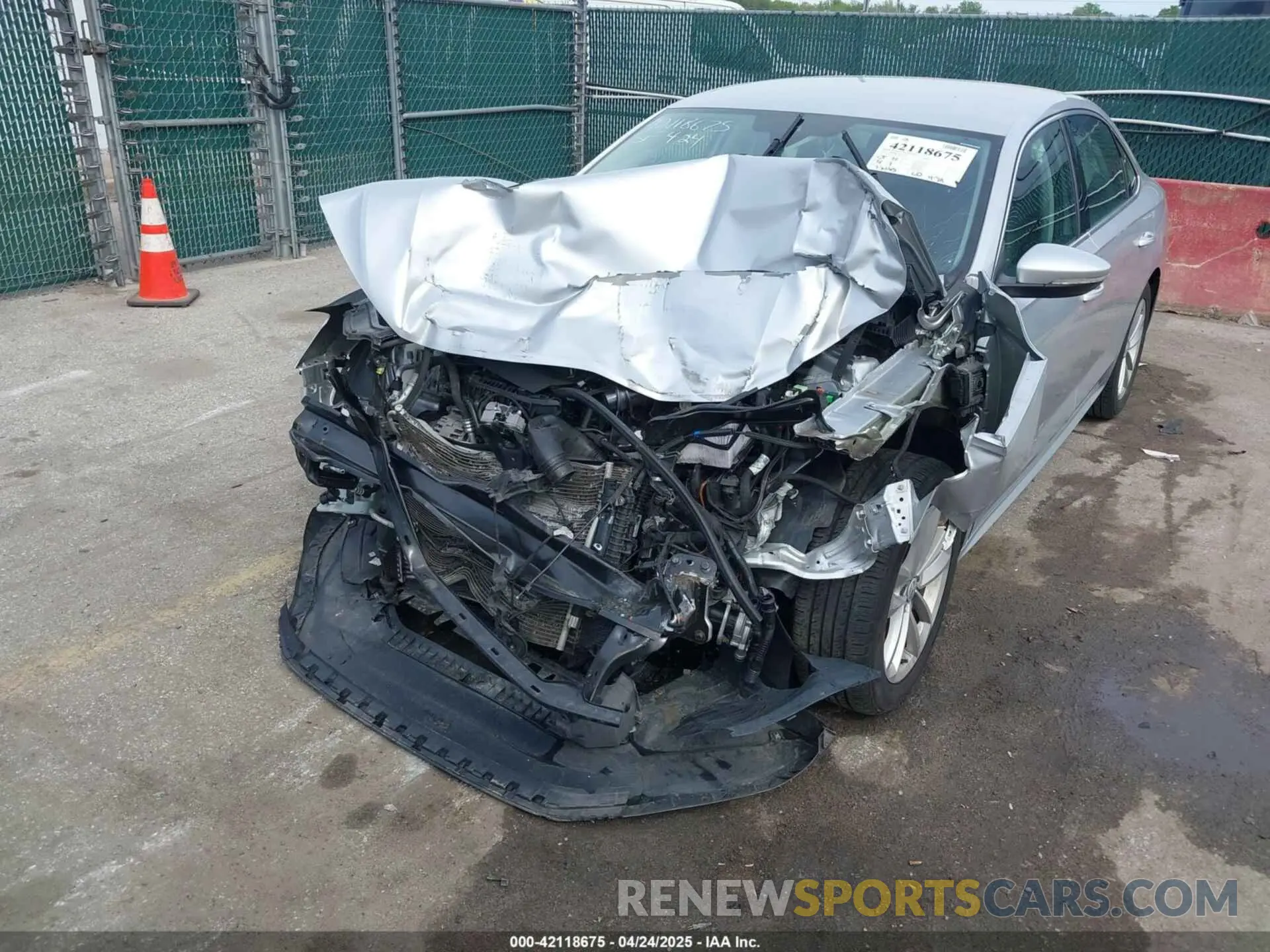 6 Photograph of a damaged car 1VWSA7A31LC027280 VOLKSWAGEN PASSAT 2020