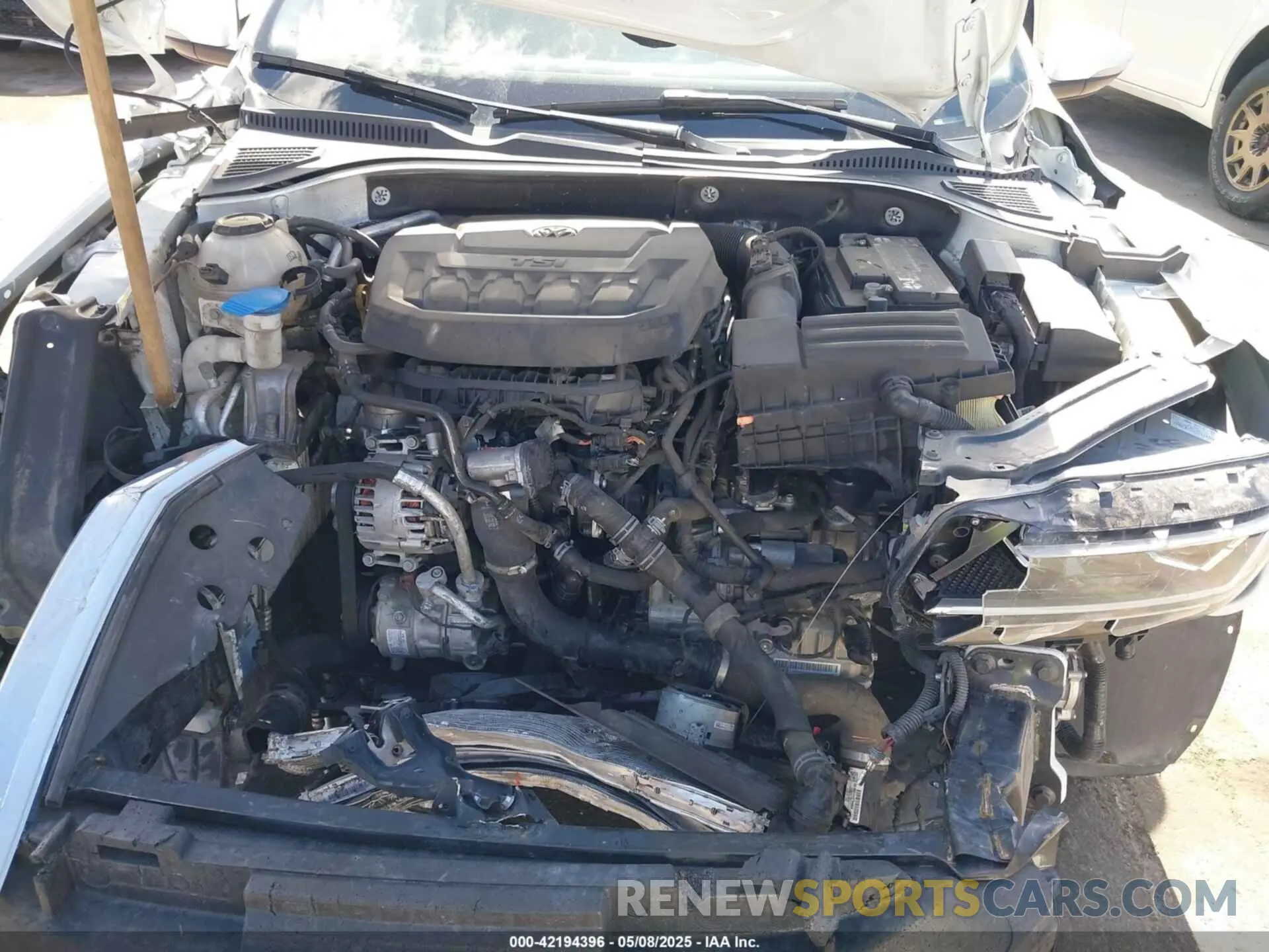 10 Photograph of a damaged car 1VWSA7A32LC010911 VOLKSWAGEN PASSAT 2020