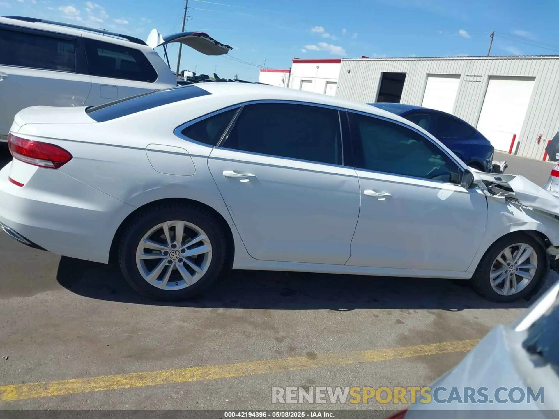14 Photograph of a damaged car 1VWSA7A32LC010911 VOLKSWAGEN PASSAT 2020