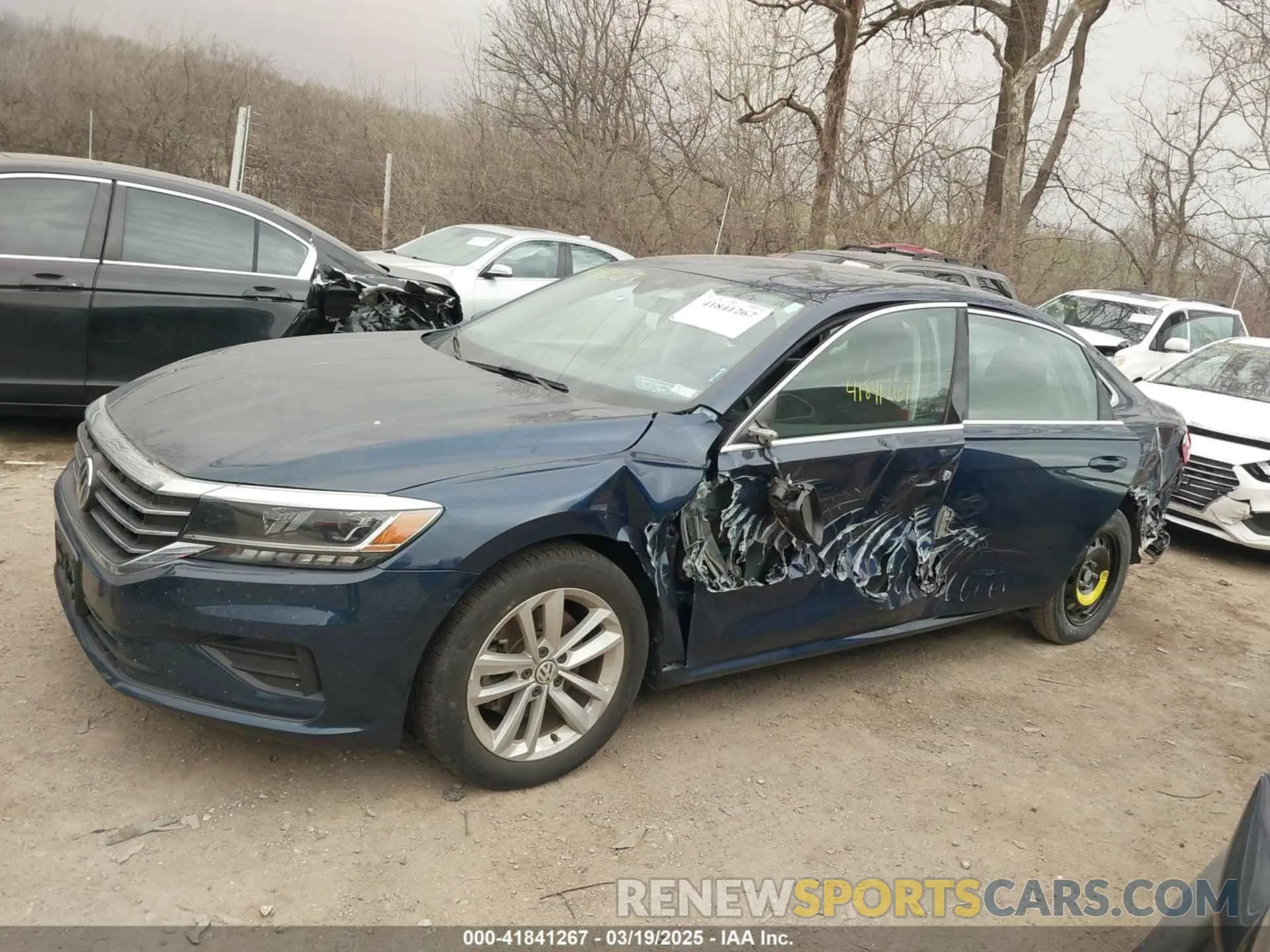15 Photograph of a damaged car 1VWSA7A32LC011086 VOLKSWAGEN PASSAT 2020