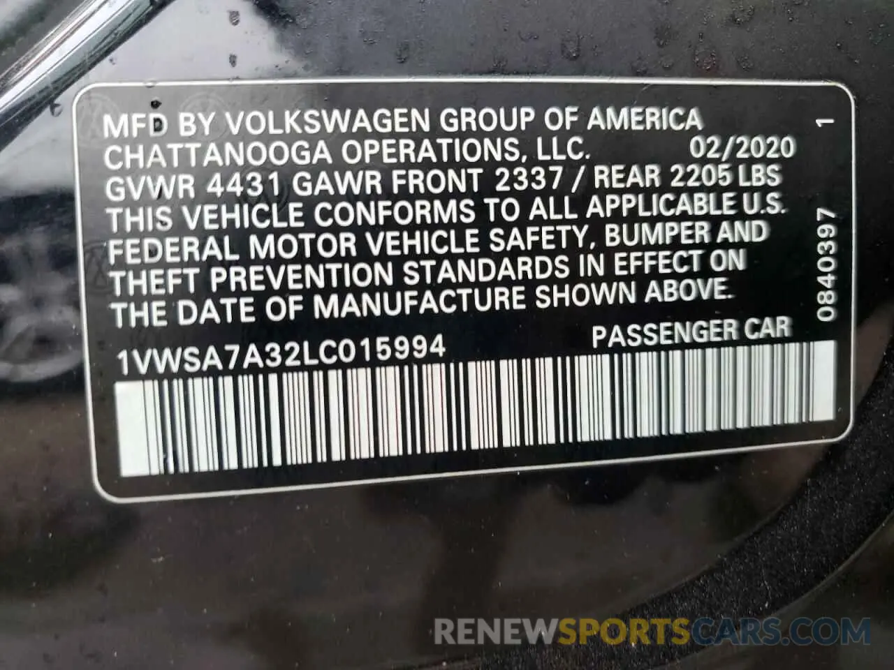 12 Photograph of a damaged car 1VWSA7A32LC015994 VOLKSWAGEN PASSAT 2020