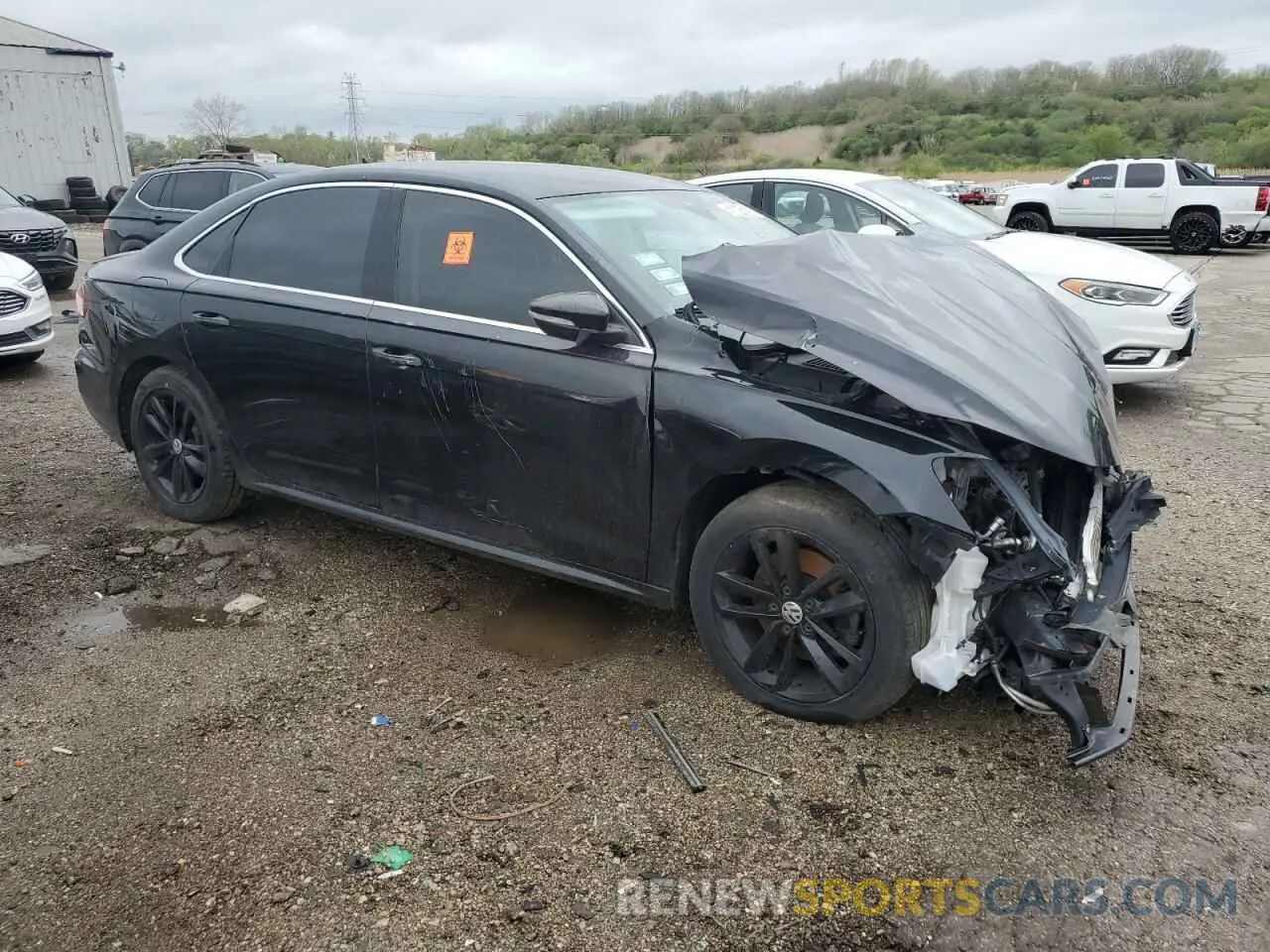 4 Photograph of a damaged car 1VWSA7A32LC015994 VOLKSWAGEN PASSAT 2020