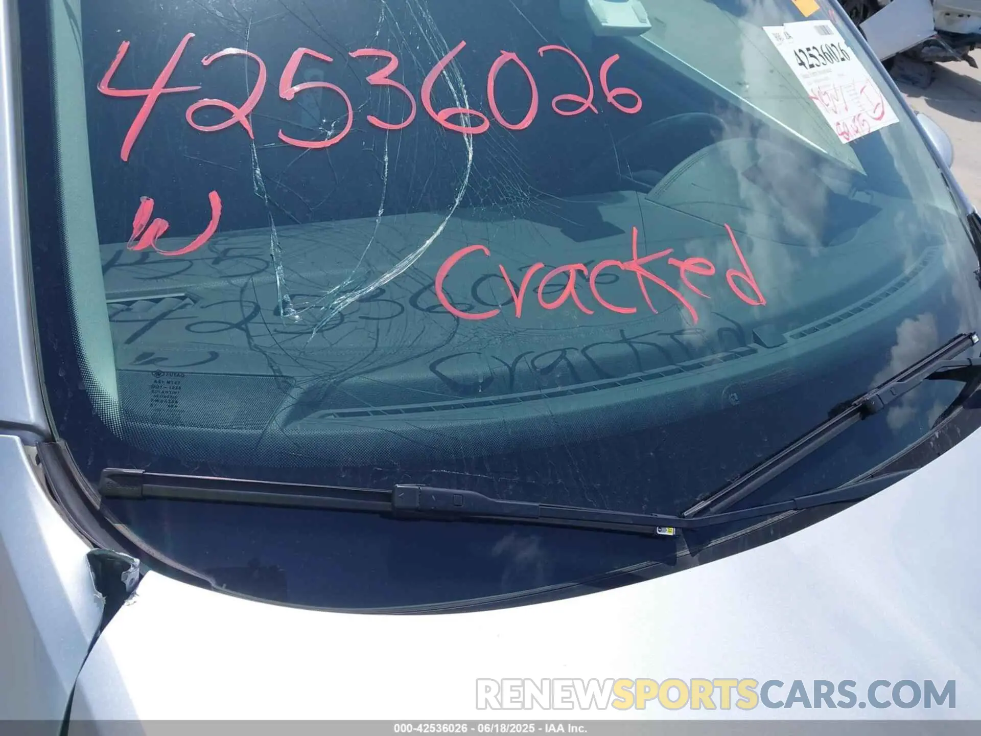 18 Photograph of a damaged car 1VWSA7A36LC026349 VOLKSWAGEN PASSAT 2020