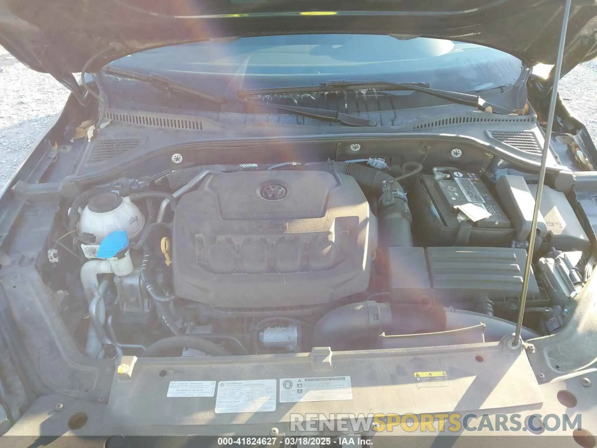 10 Photograph of a damaged car 1VWSA7A37LC009737 VOLKSWAGEN PASSAT 2020