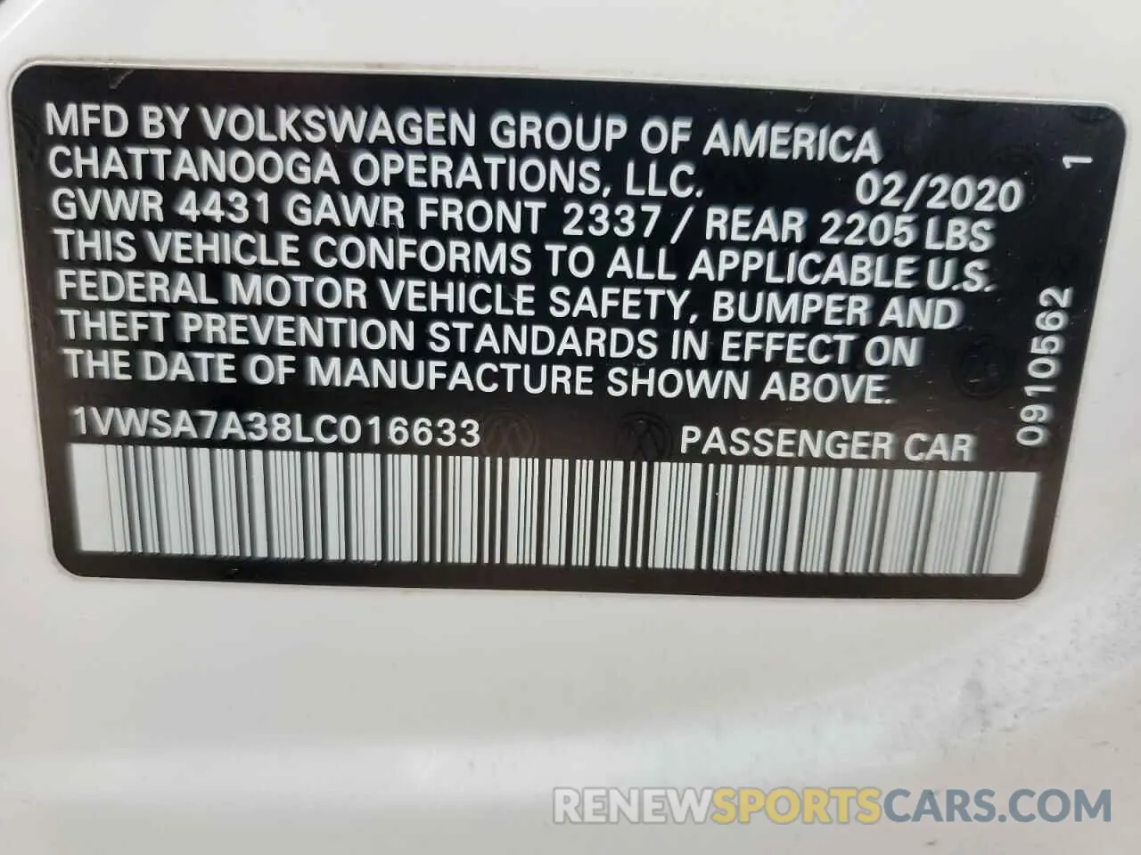 13 Photograph of a damaged car 1VWSA7A38LC016633 VOLKSWAGEN PASSAT 2020