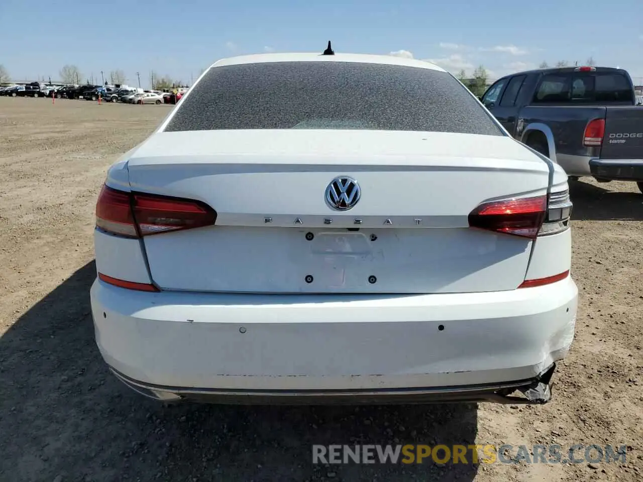 6 Photograph of a damaged car 1VWUA7A39LC008095 VOLKSWAGEN PASSAT 2020