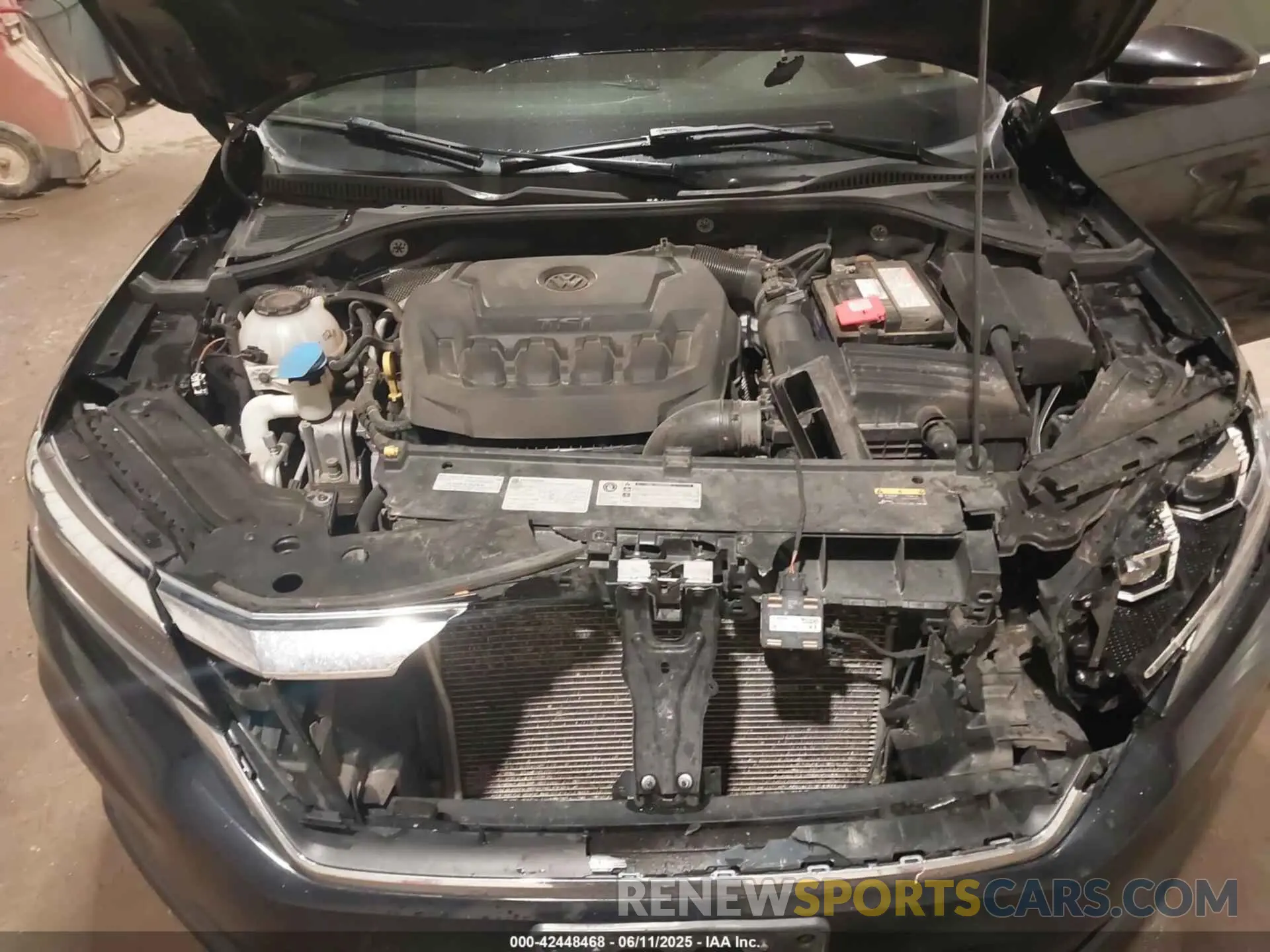 10 Photograph of a damaged car 1VWWA7A32LC012515 VOLKSWAGEN PASSAT 2020