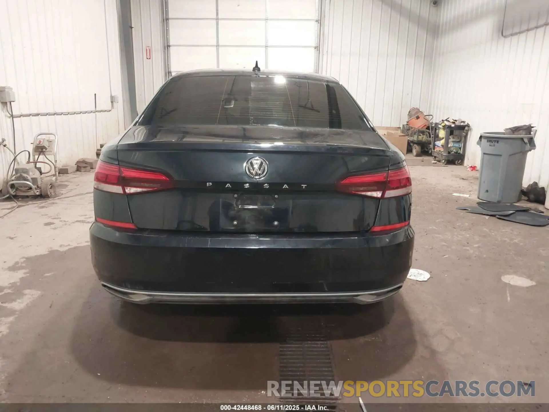 16 Photograph of a damaged car 1VWWA7A32LC012515 VOLKSWAGEN PASSAT 2020