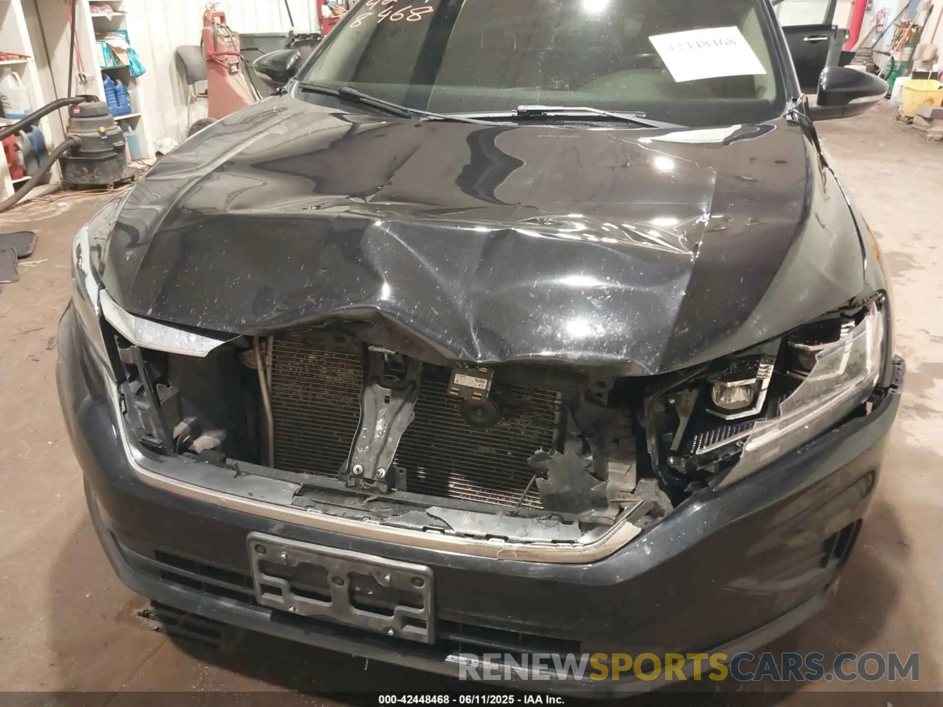 6 Photograph of a damaged car 1VWWA7A32LC012515 VOLKSWAGEN PASSAT 2020