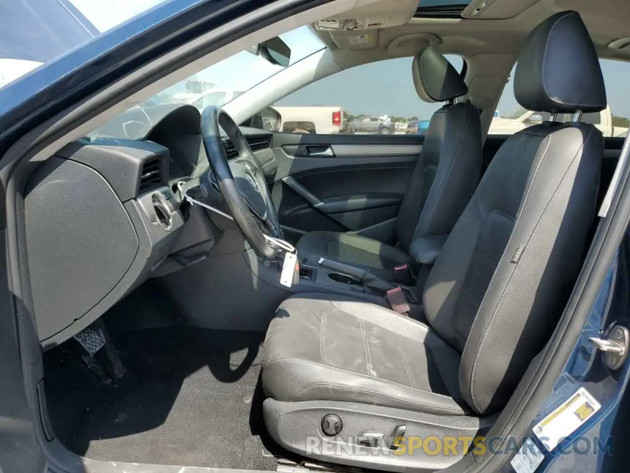 7 Photograph of a damaged car 1VWWA7A34LC018025 VOLKSWAGEN PASSAT 2020
