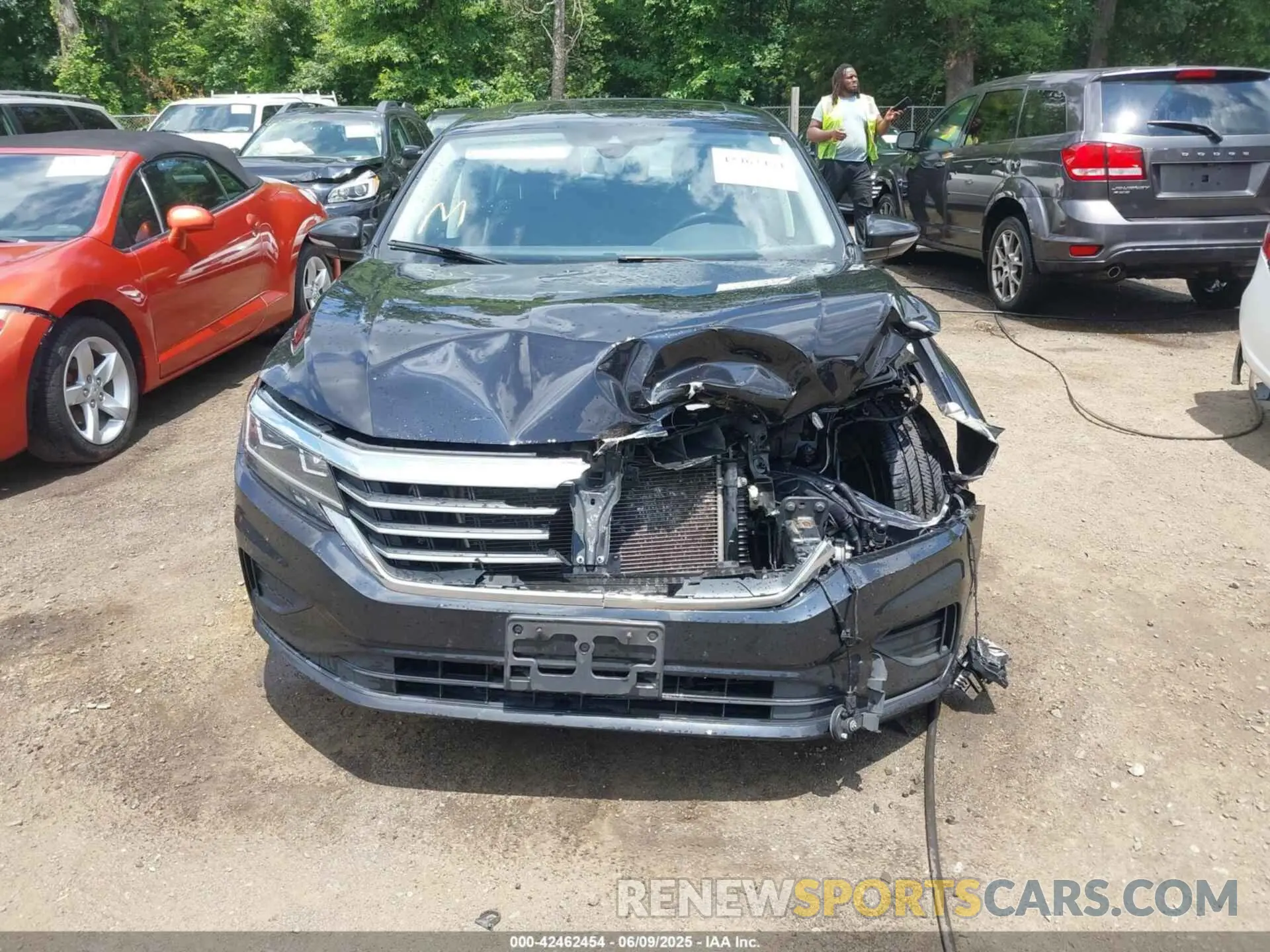 12 Photograph of a damaged car 1VWWA7A35LC002769 VOLKSWAGEN PASSAT 2020