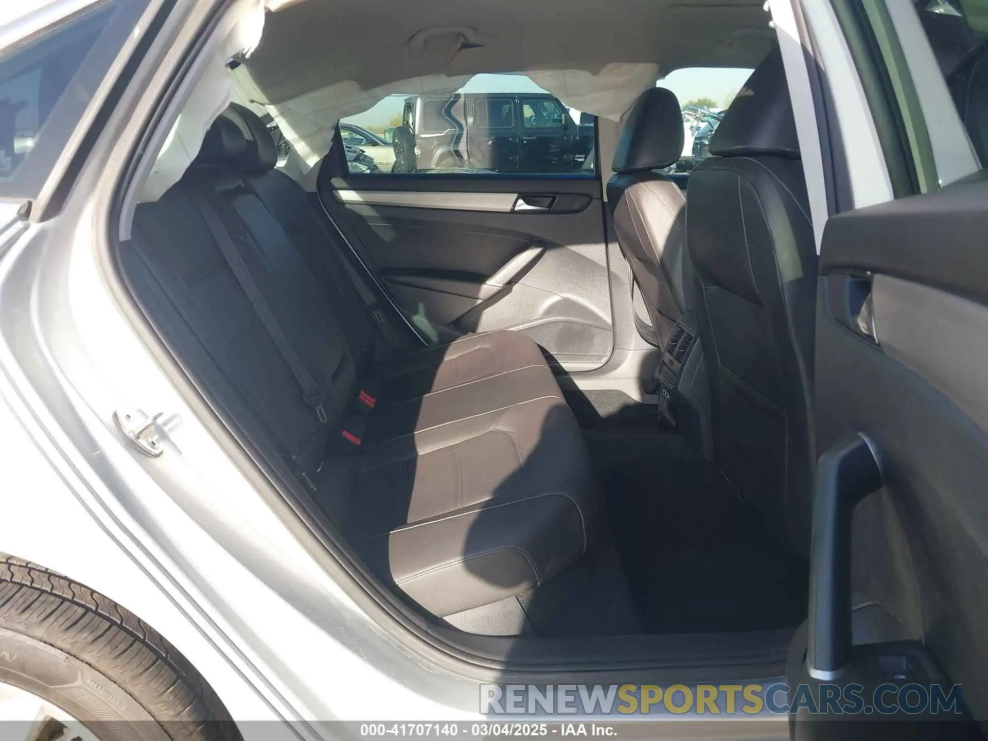 8 Photograph of a damaged car 1VWWA7A35LC024903 VOLKSWAGEN PASSAT 2020