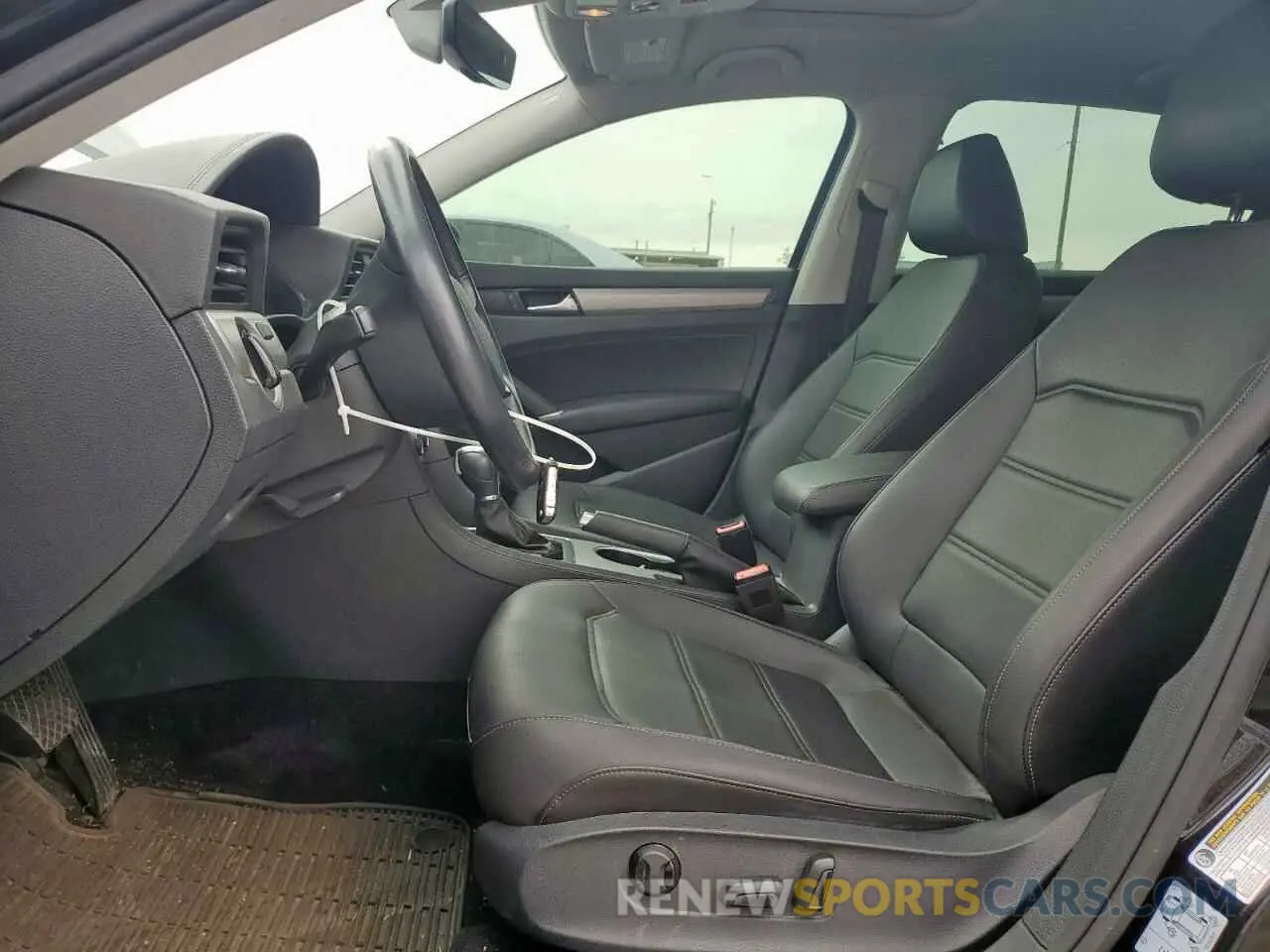 7 Photograph of a damaged car 1VWWA7A37LC026751 VOLKSWAGEN PASSAT 2020