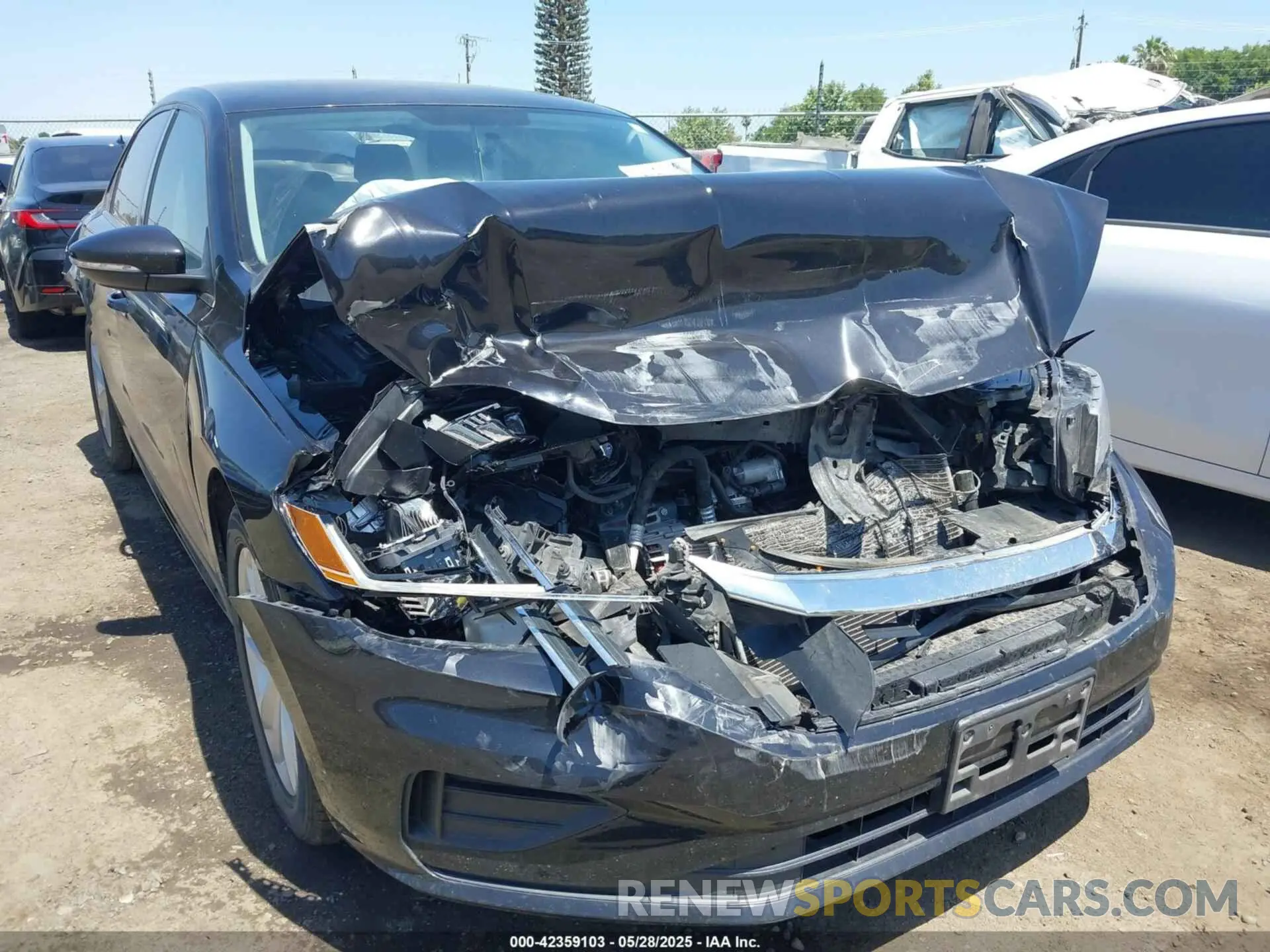 6 Photograph of a damaged car 1VWAA7A31MC005888 VOLKSWAGEN PASSAT 2021