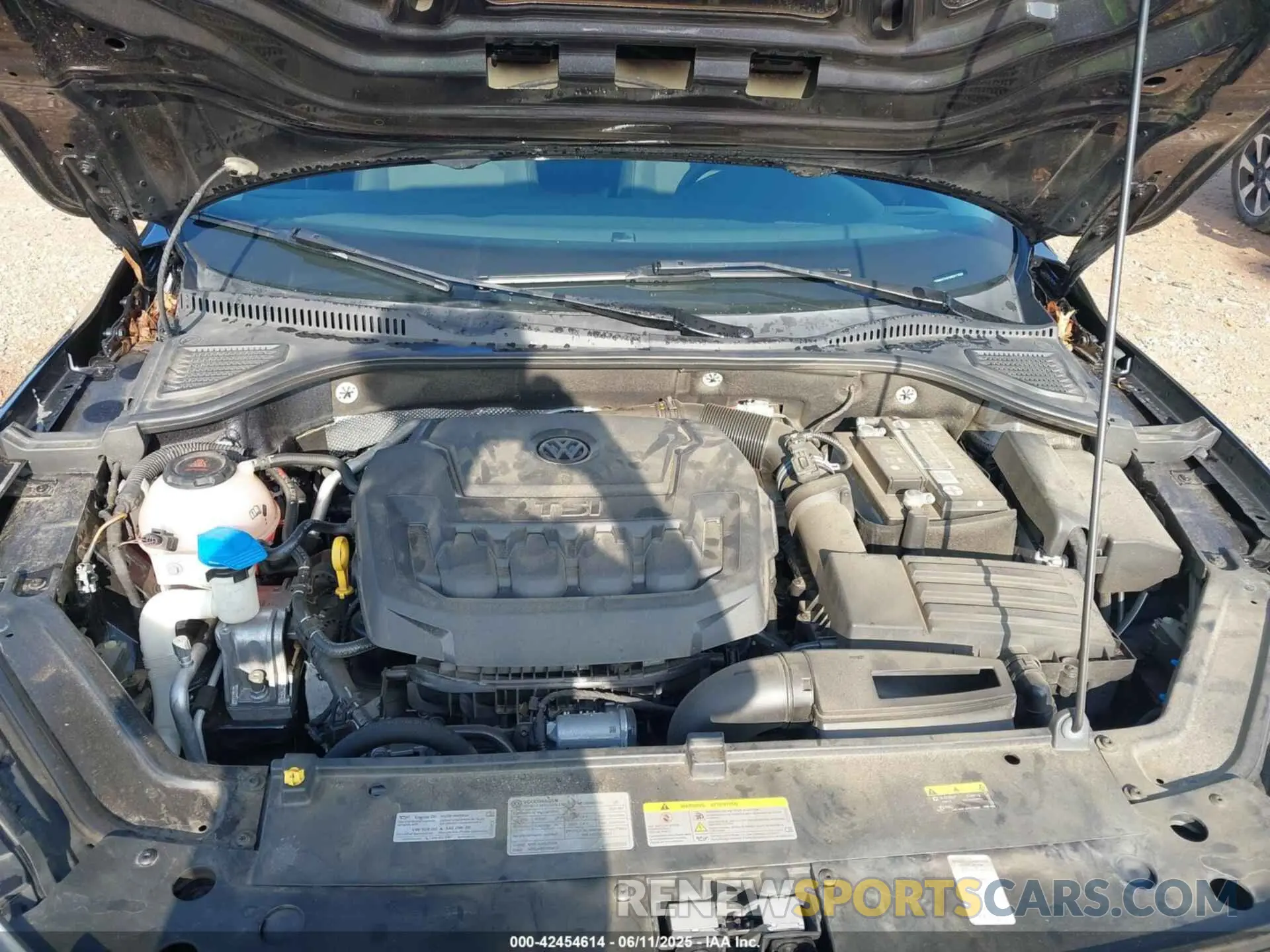 10 Photograph of a damaged car 1VWAA7A31MC017829 VOLKSWAGEN PASSAT 2021