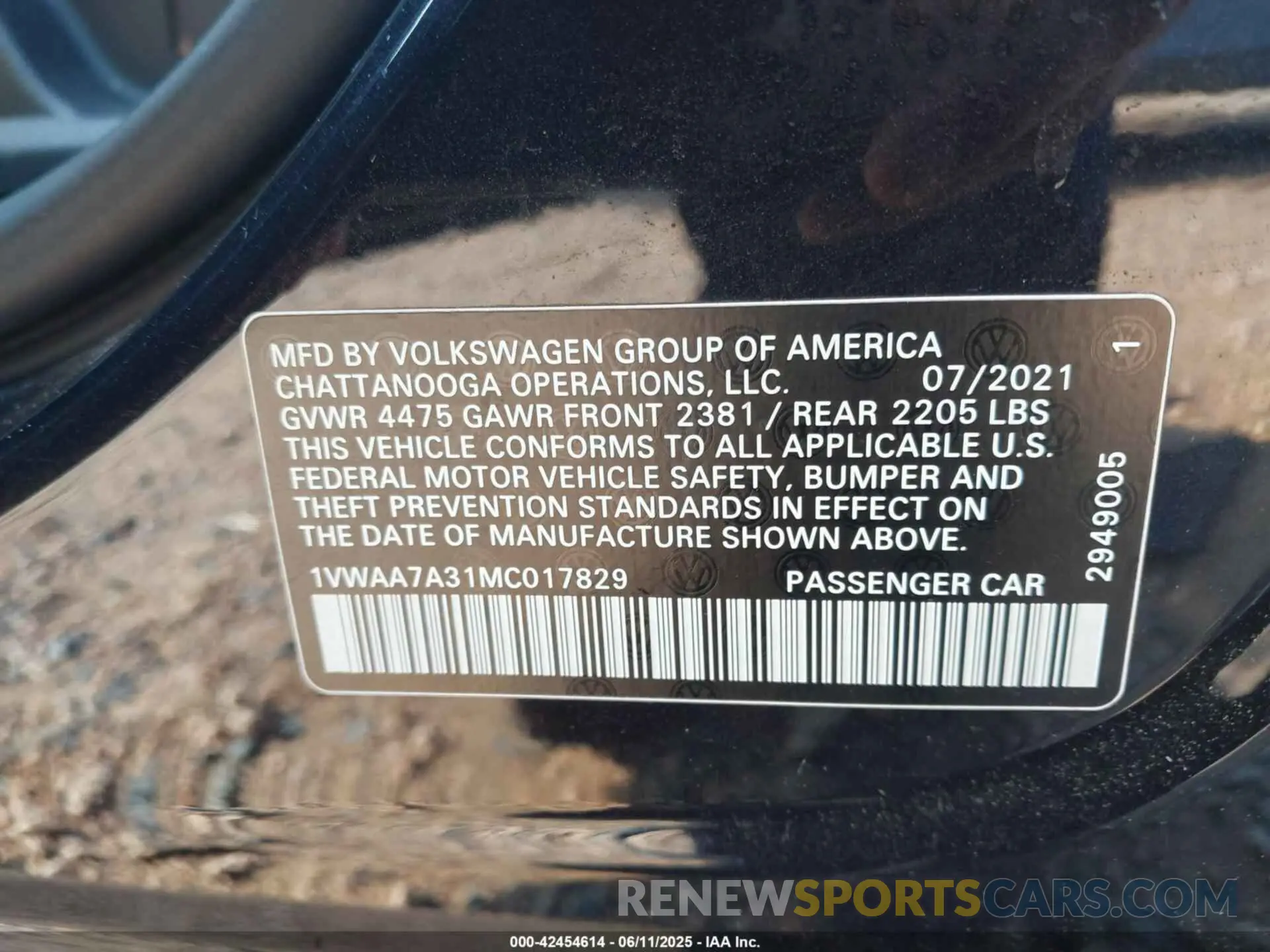 9 Photograph of a damaged car 1VWAA7A31MC017829 VOLKSWAGEN PASSAT 2021